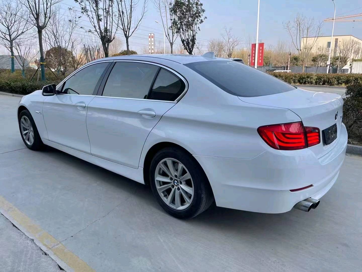 济宁13年宝马5系7