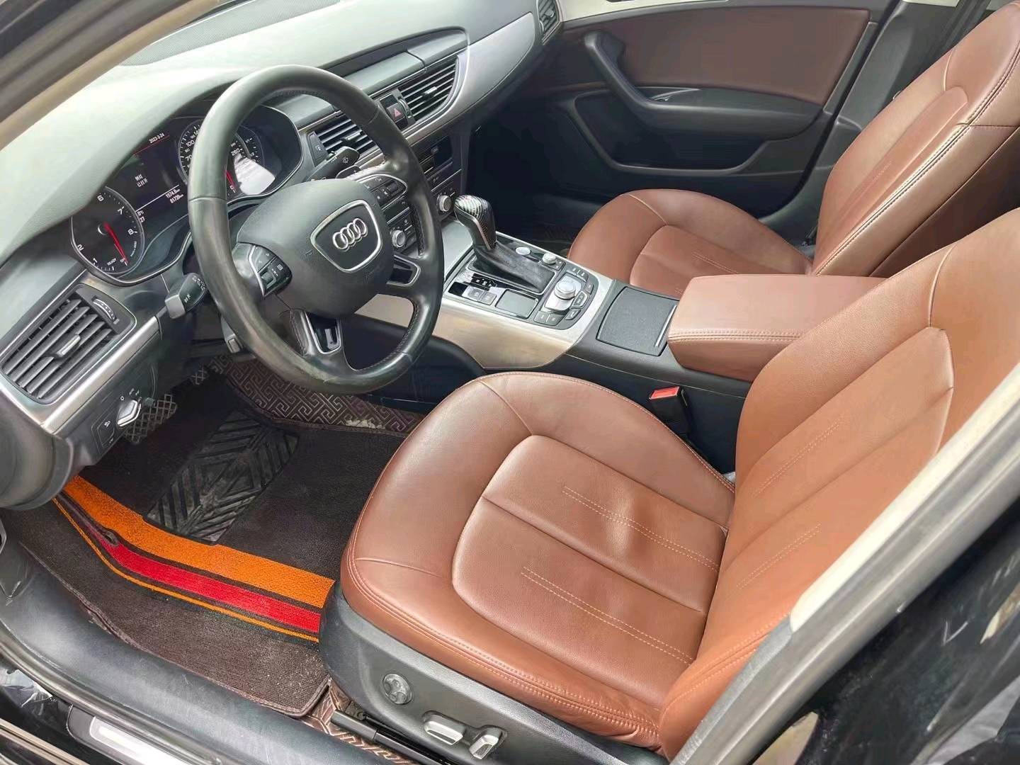 济宁16年奥迪A6L5