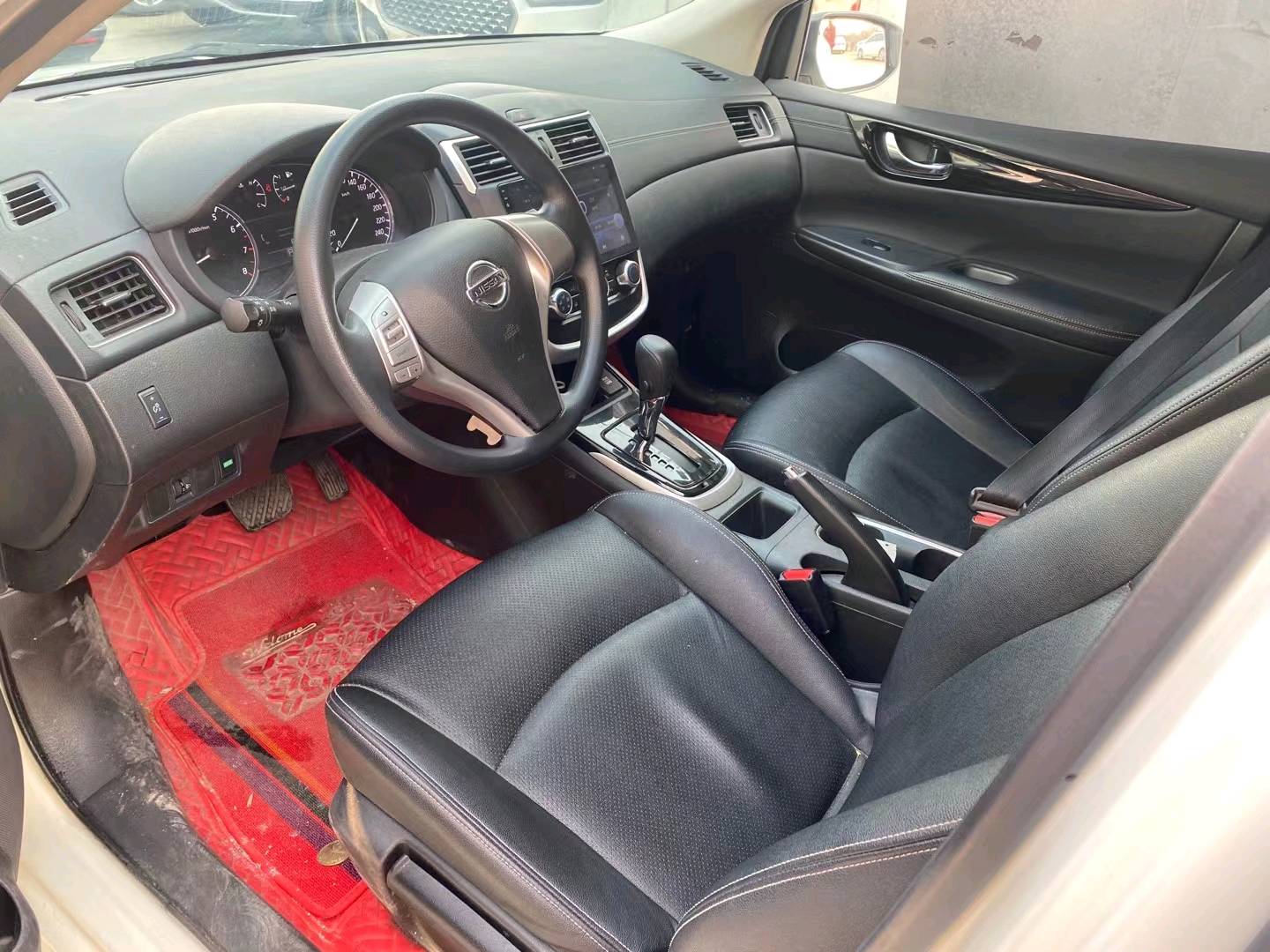 保定19年日产骐达5