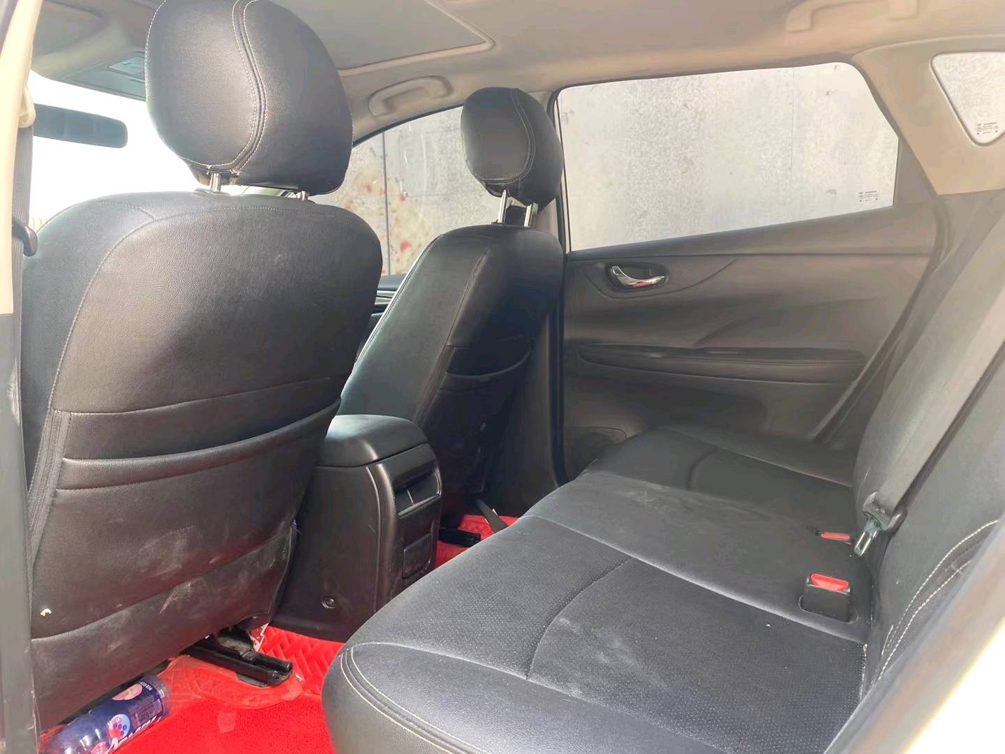 保定19年日产骐达4