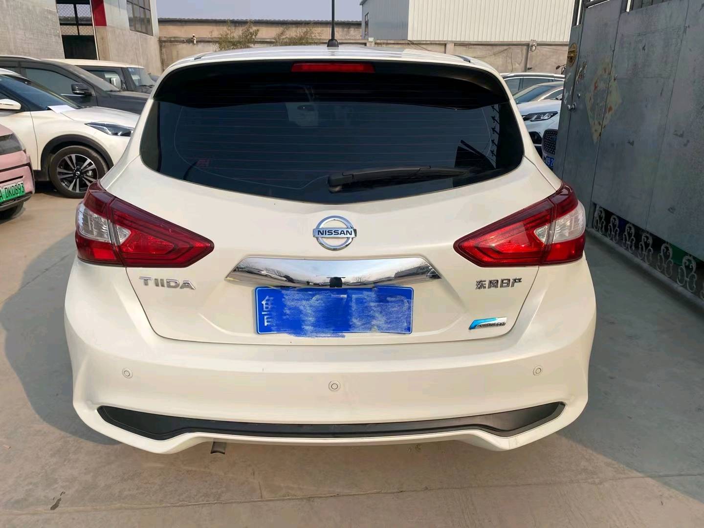 保定19年日产骐达8