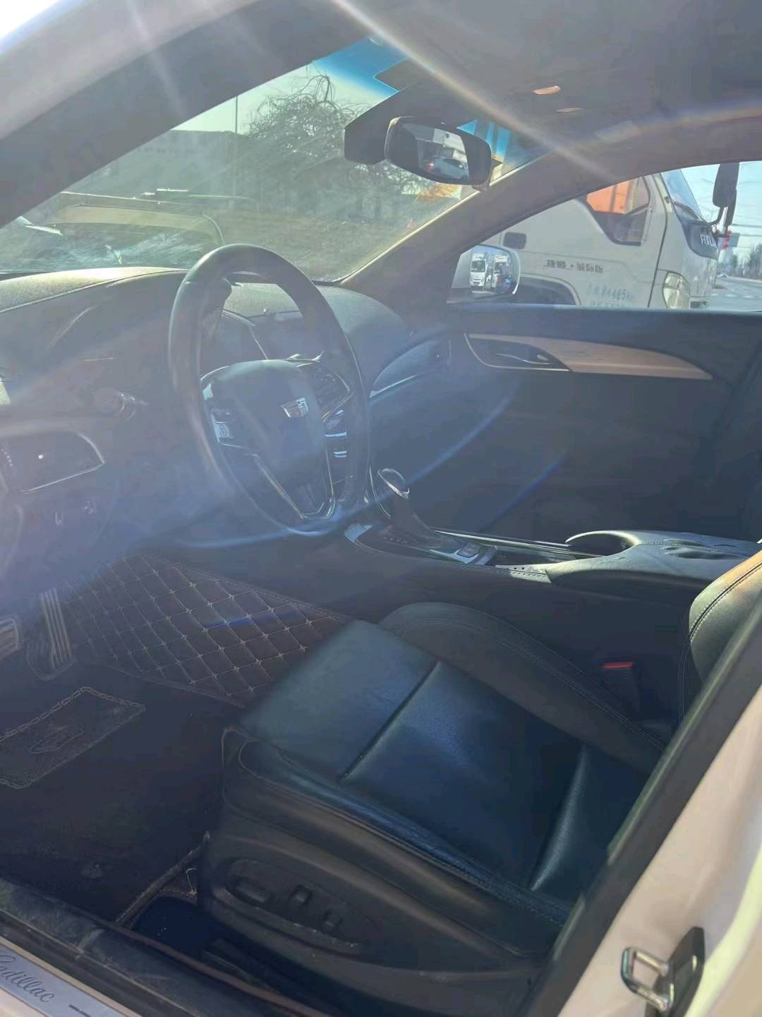 保定16年凯迪拉克ATS8