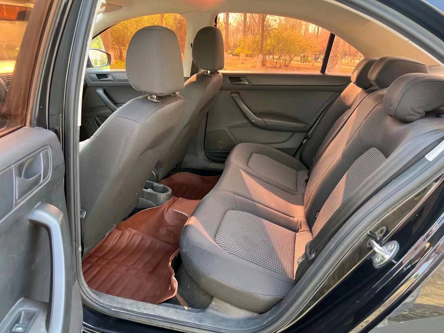 济南17年大众桑塔纳8