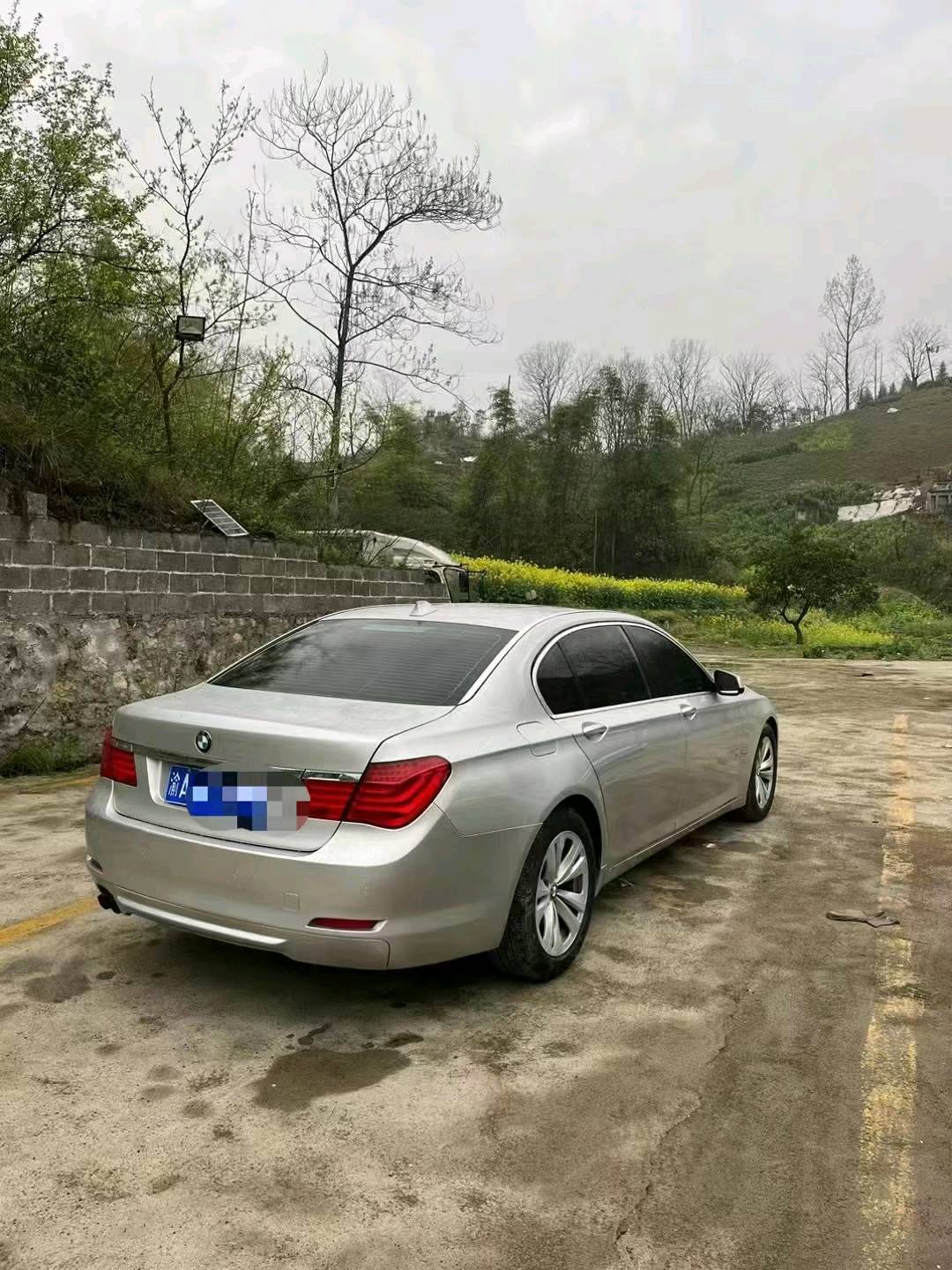 重庆11年宝马7系3