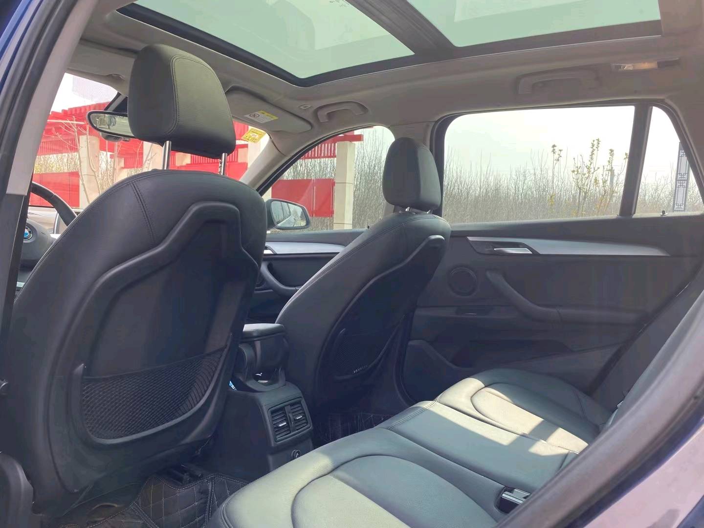 保定17年宝马X16