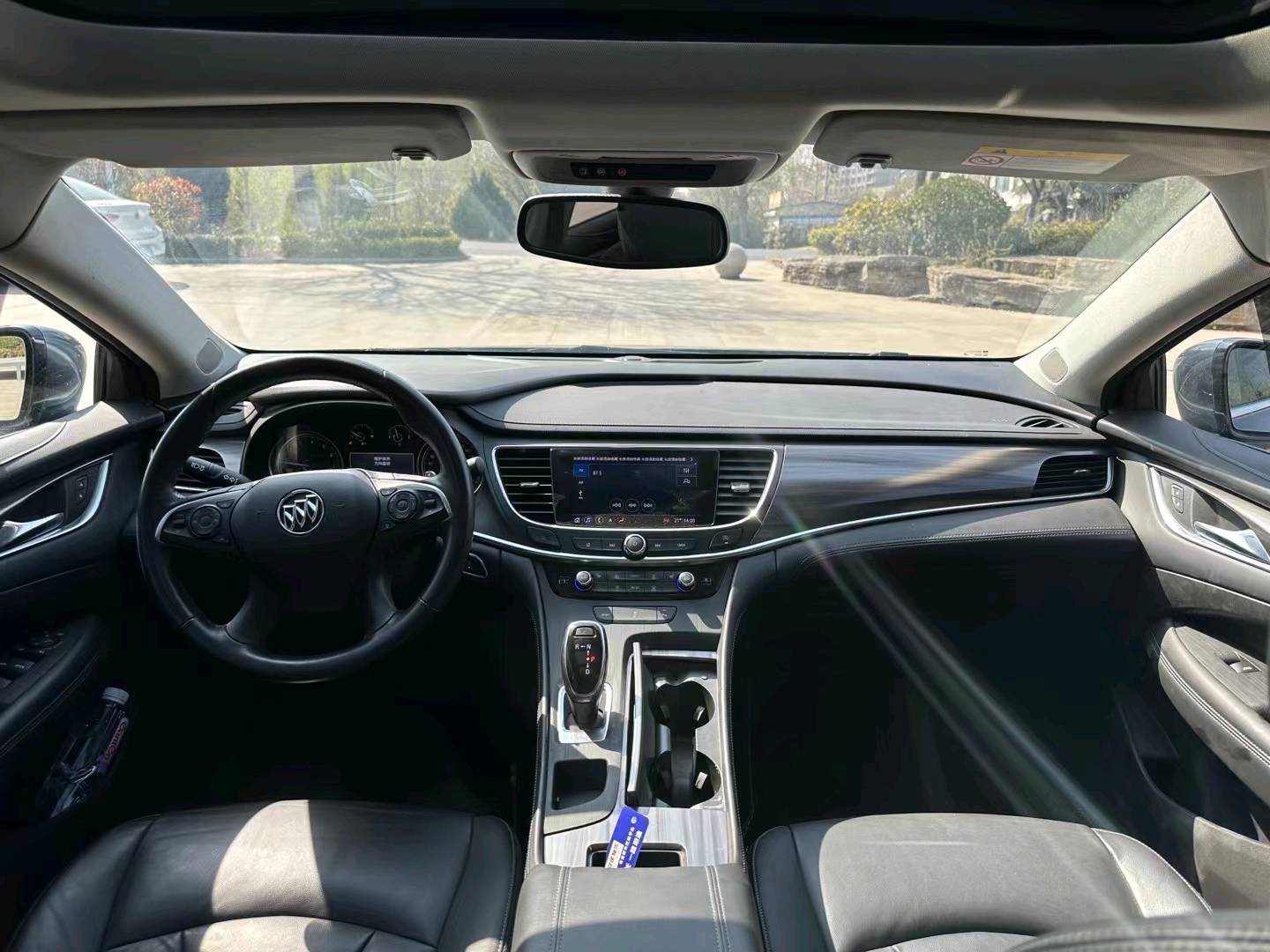 青岛19年别克君越9