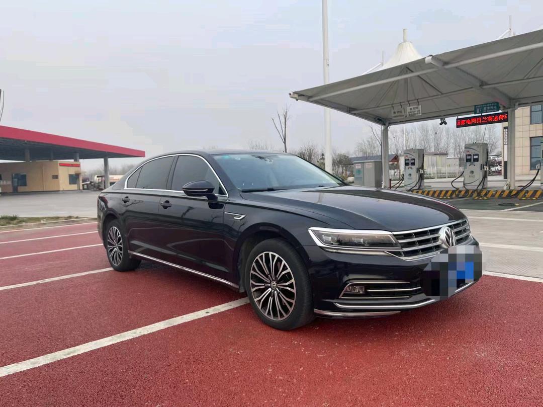 济南17年大众辉昂5