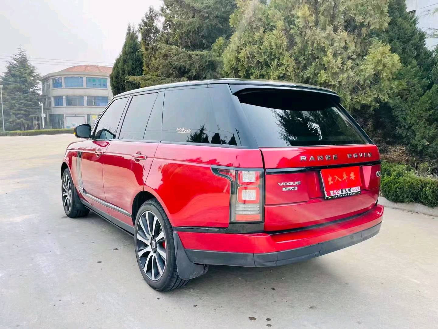 青岛14年路虎揽胜行政2