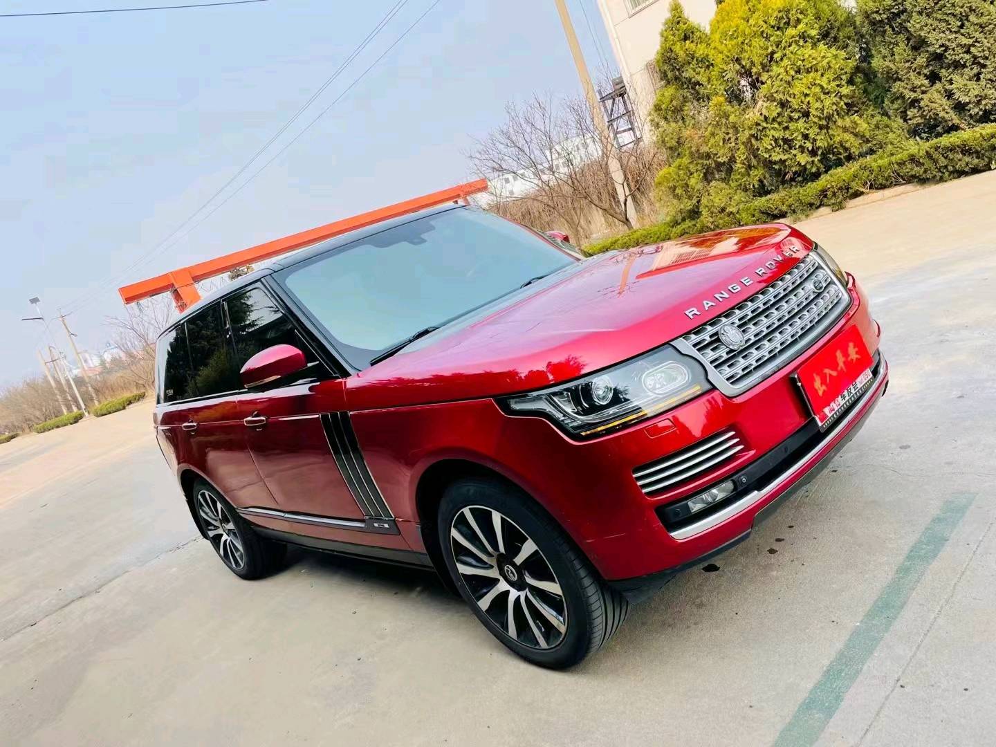 青岛14年路虎揽胜行政4