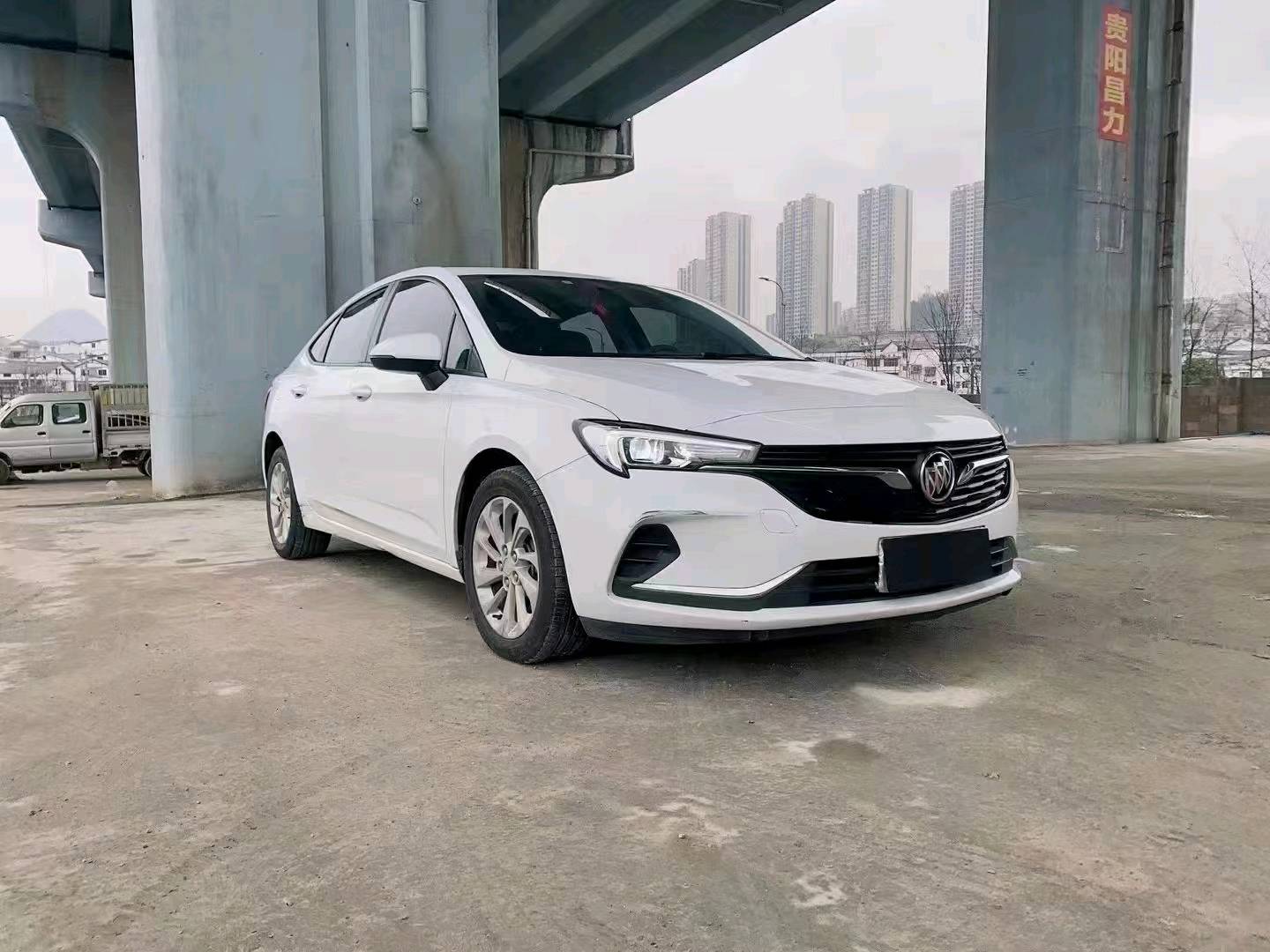 宜昌20年别克威朗3