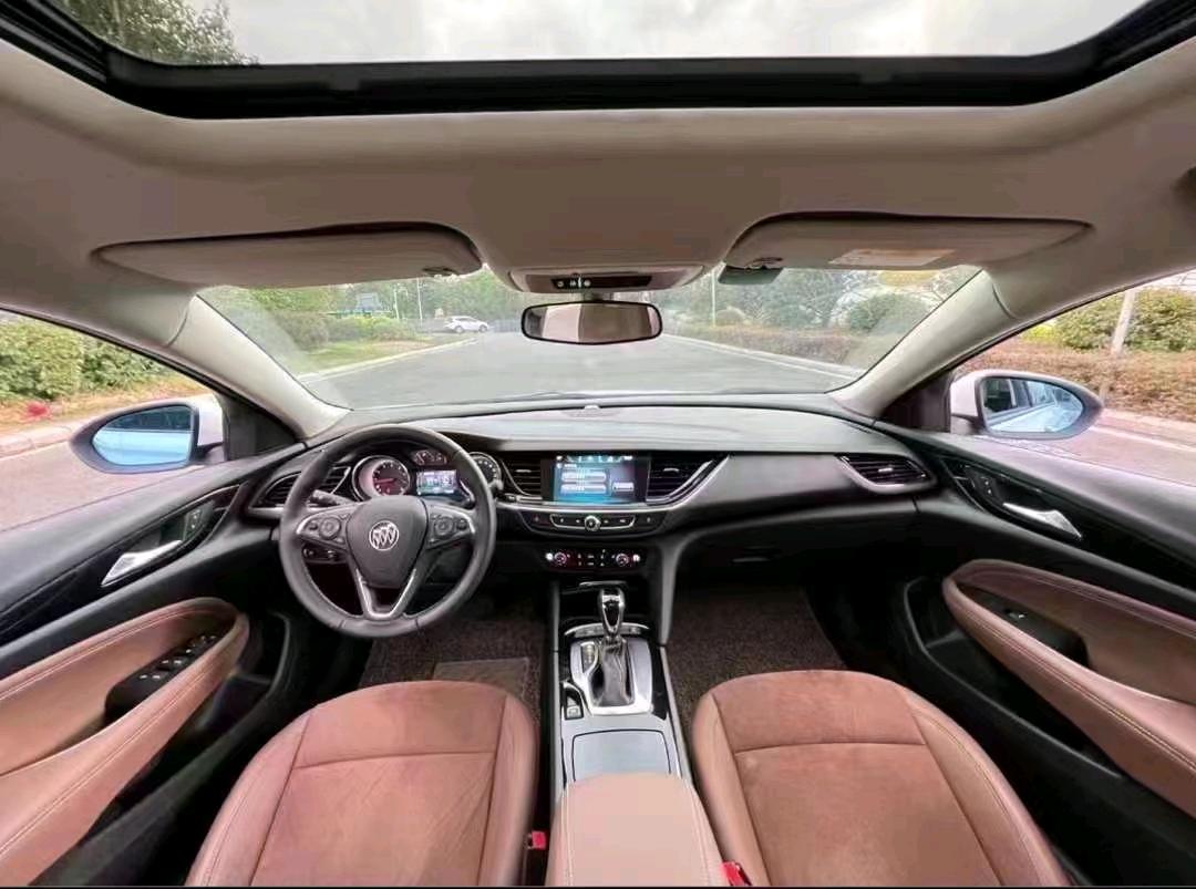 珠海18年别克君威6