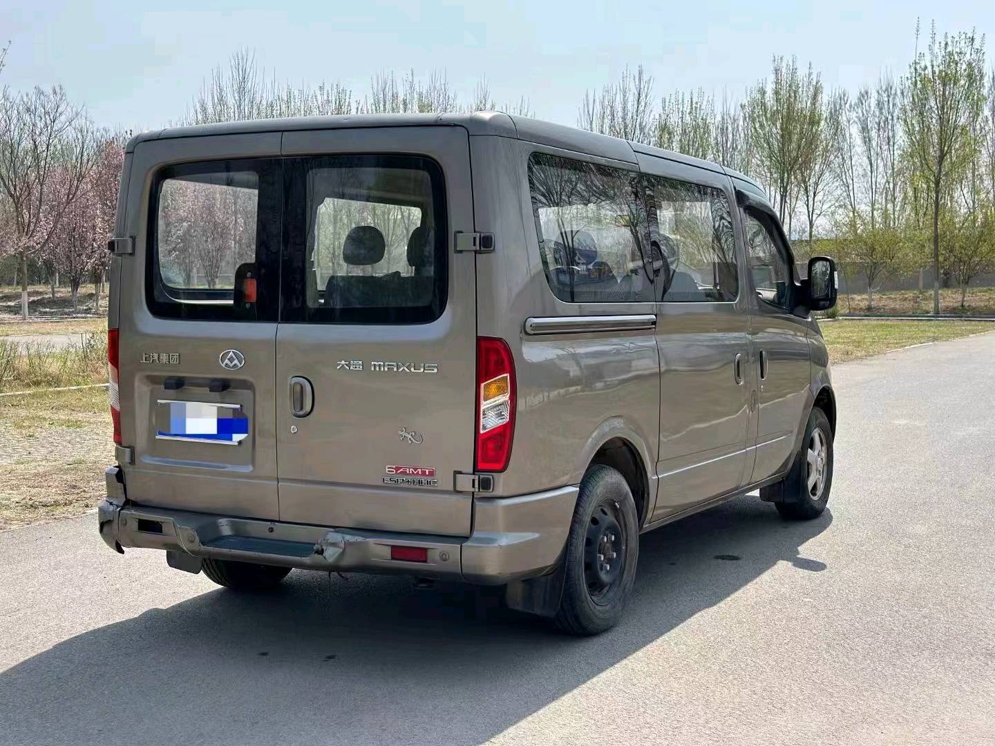 东营17年大通V809