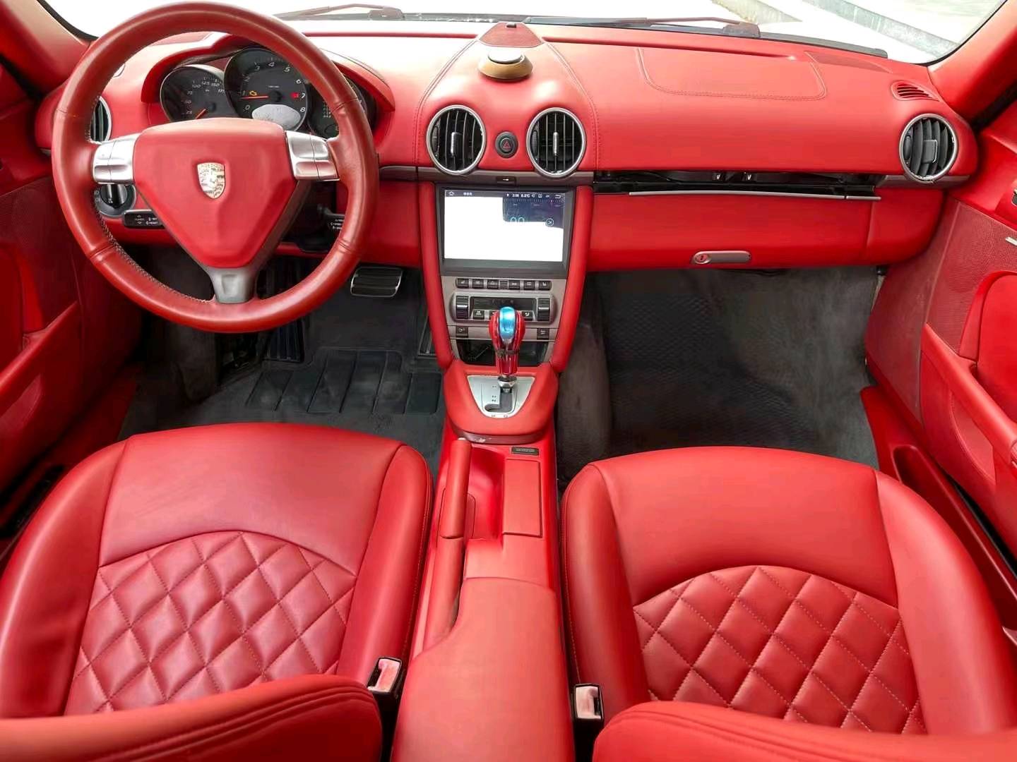 济宁08年保时捷卡曼6