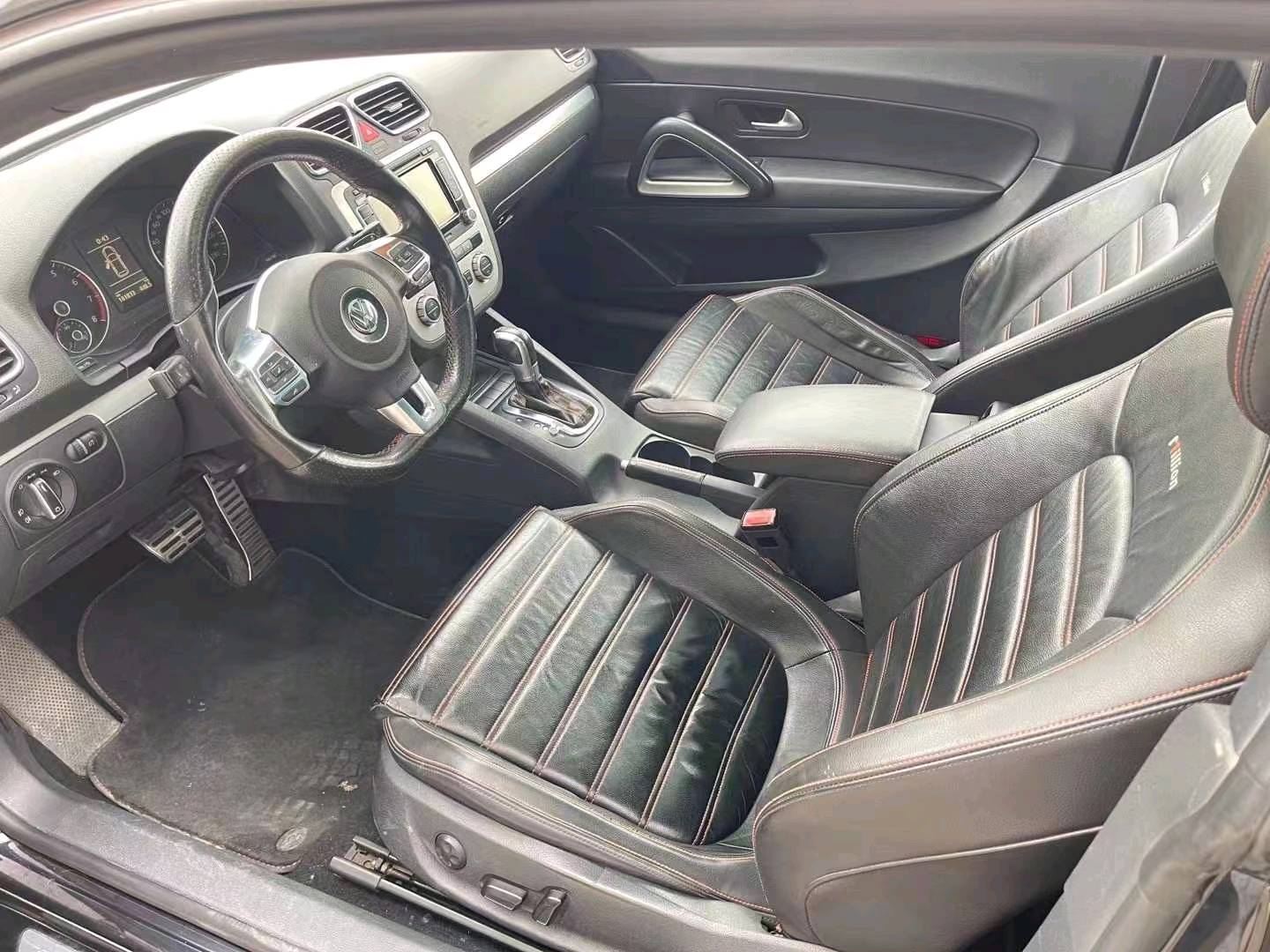 济宁14年大众尚酷4