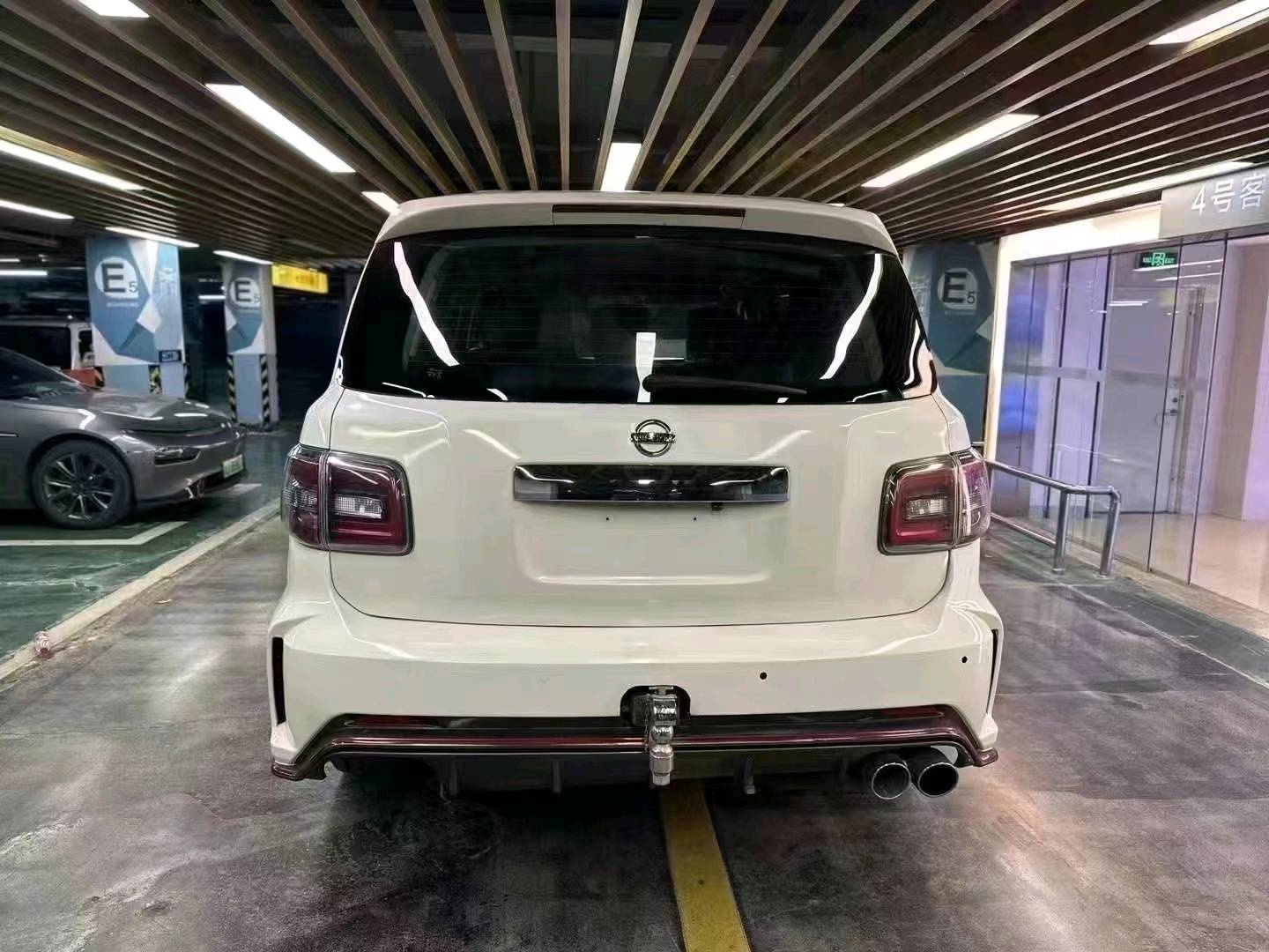 宁波18年日产途乐4