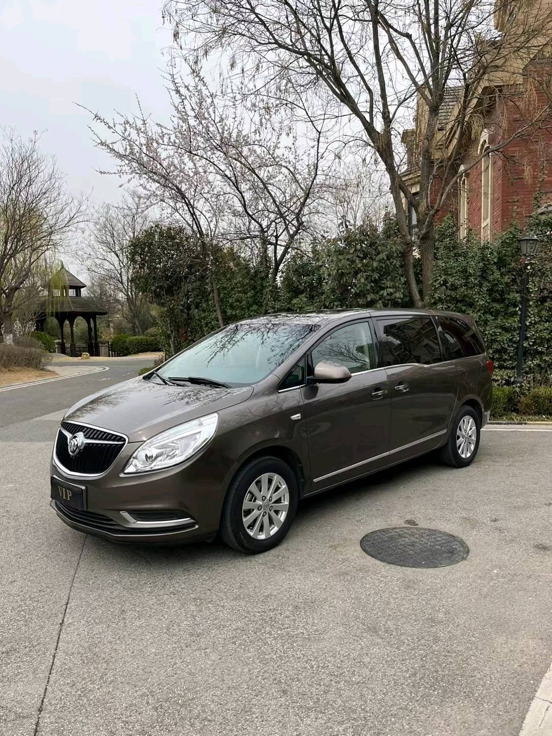 青岛19年别克GL83