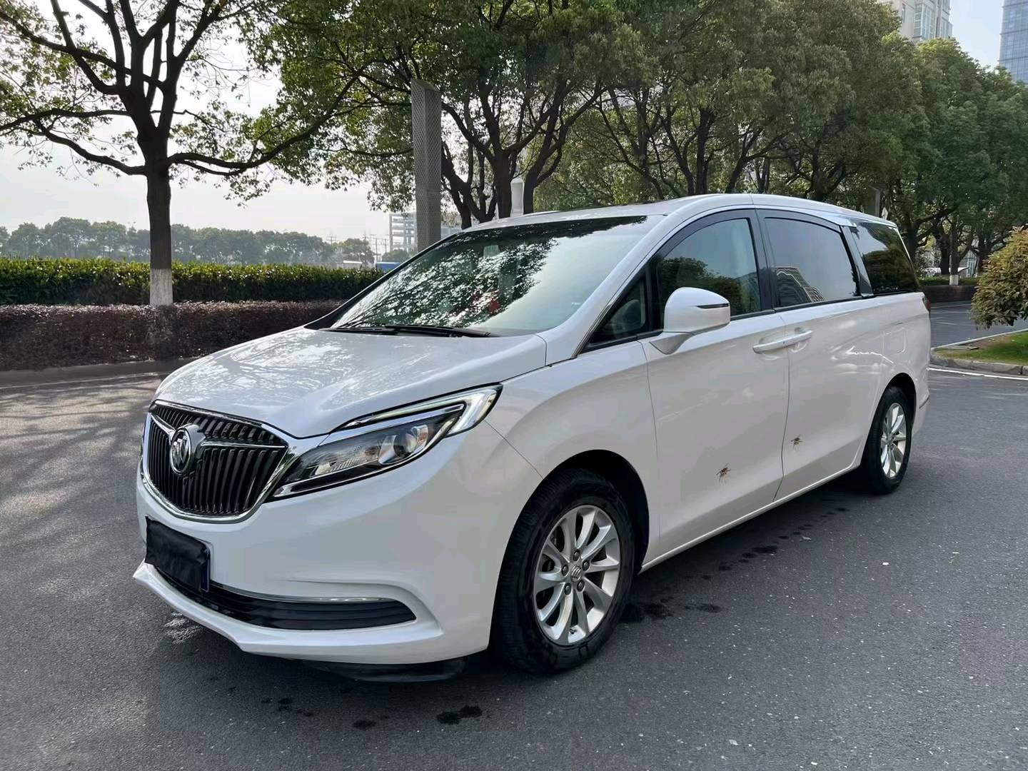 苏州19年别克GL83