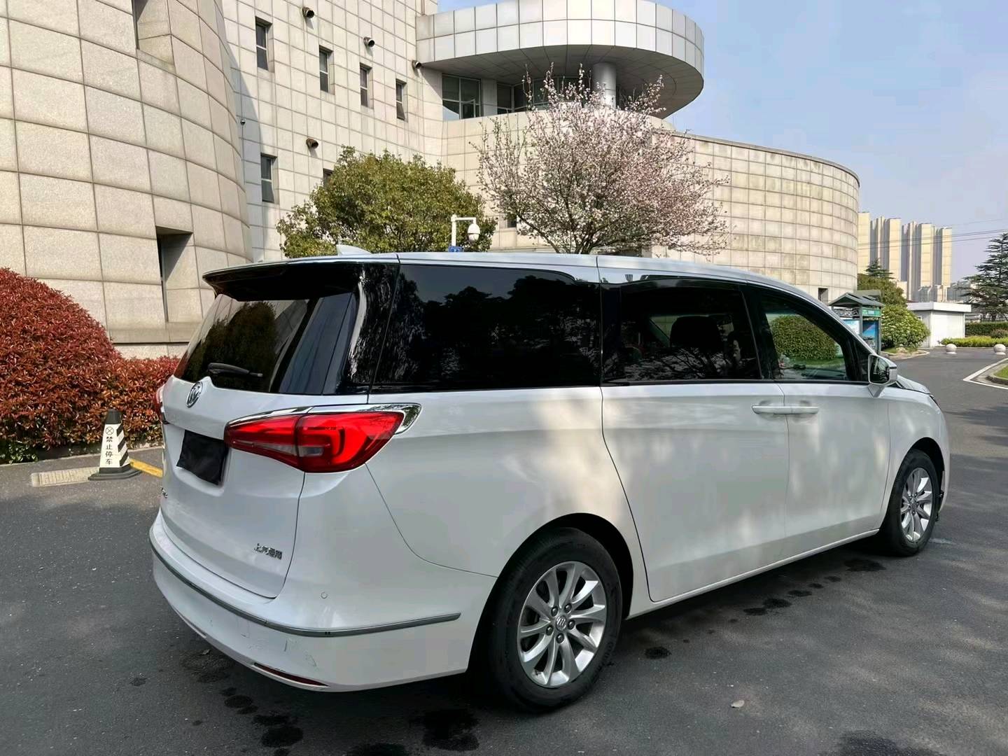 苏州19年别克GL87