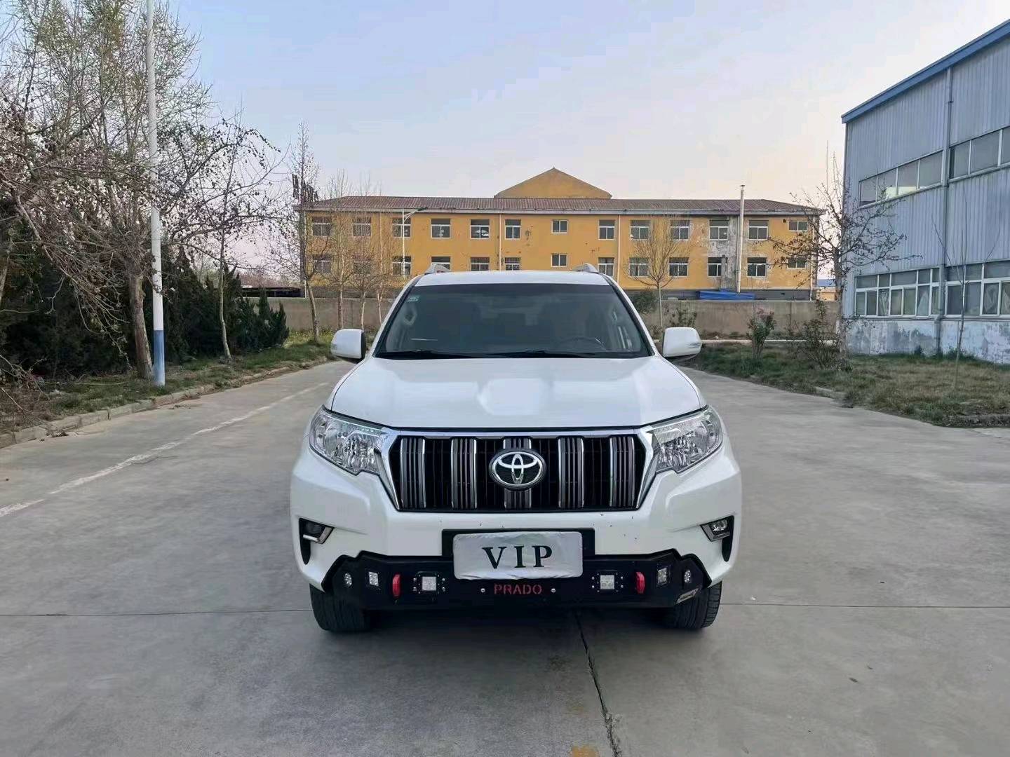 济南18年丰田普拉多1