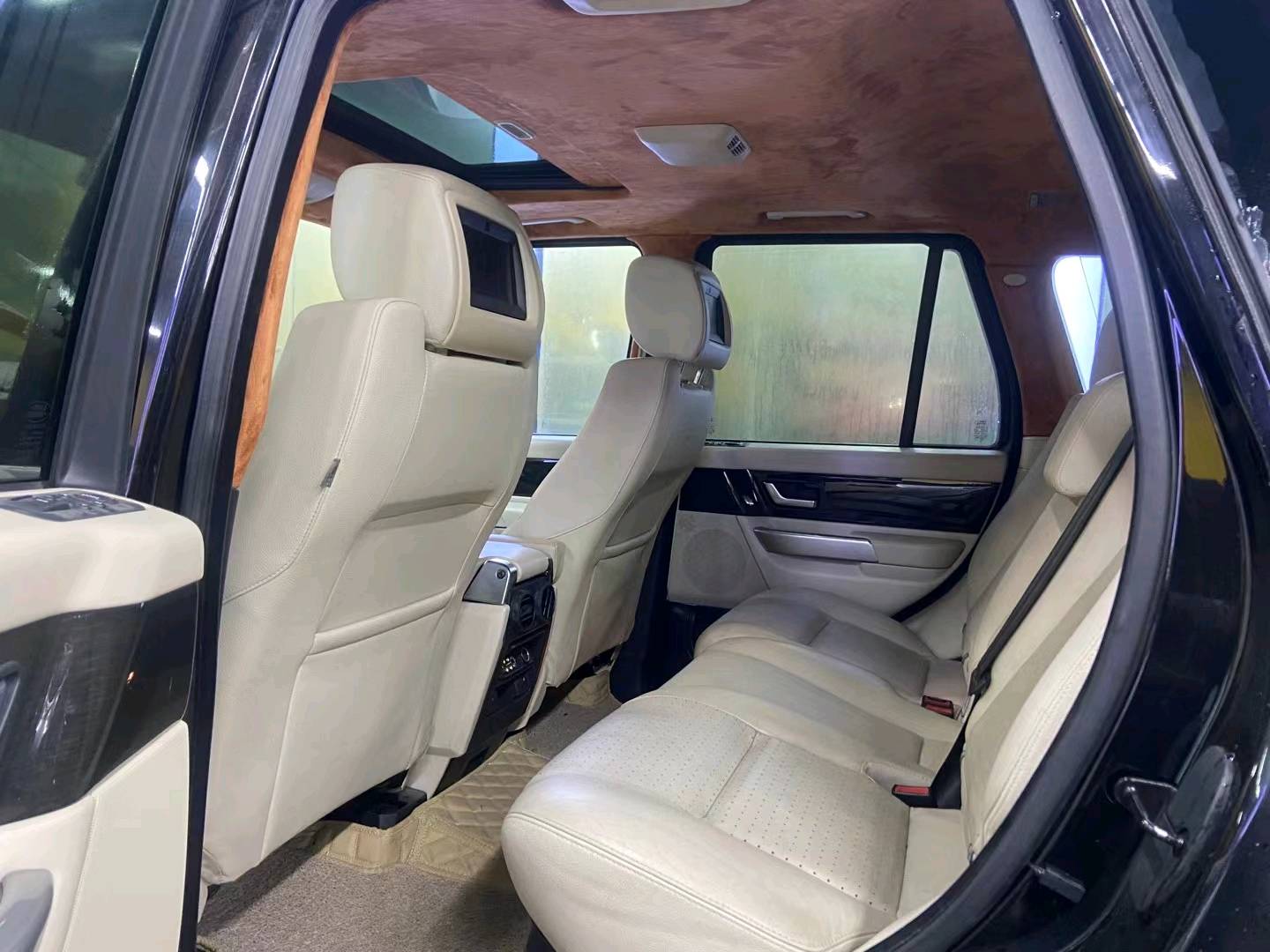 广州09年路虎揽胜运动7