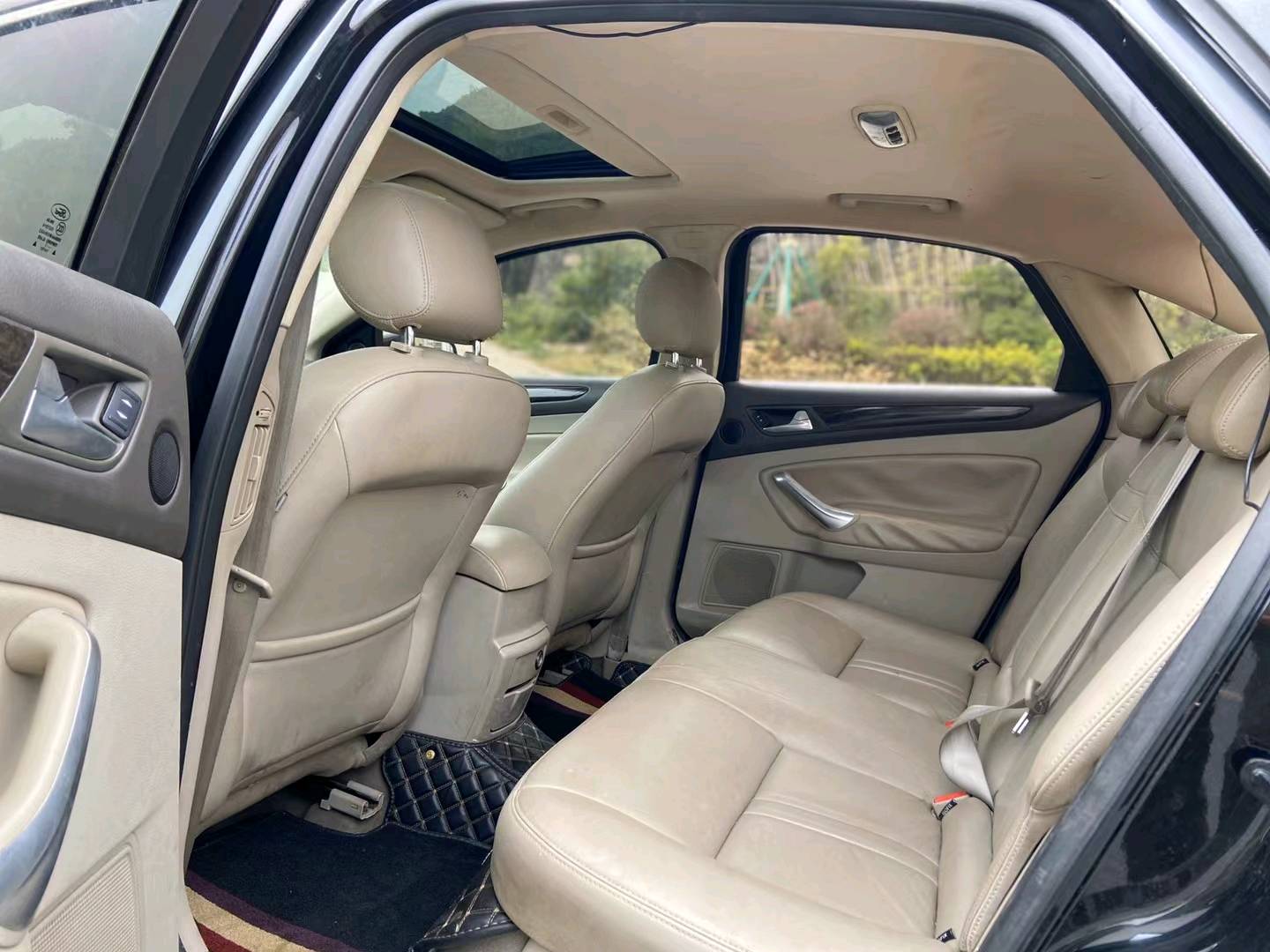 广州11年福特蒙迪欧-致胜9