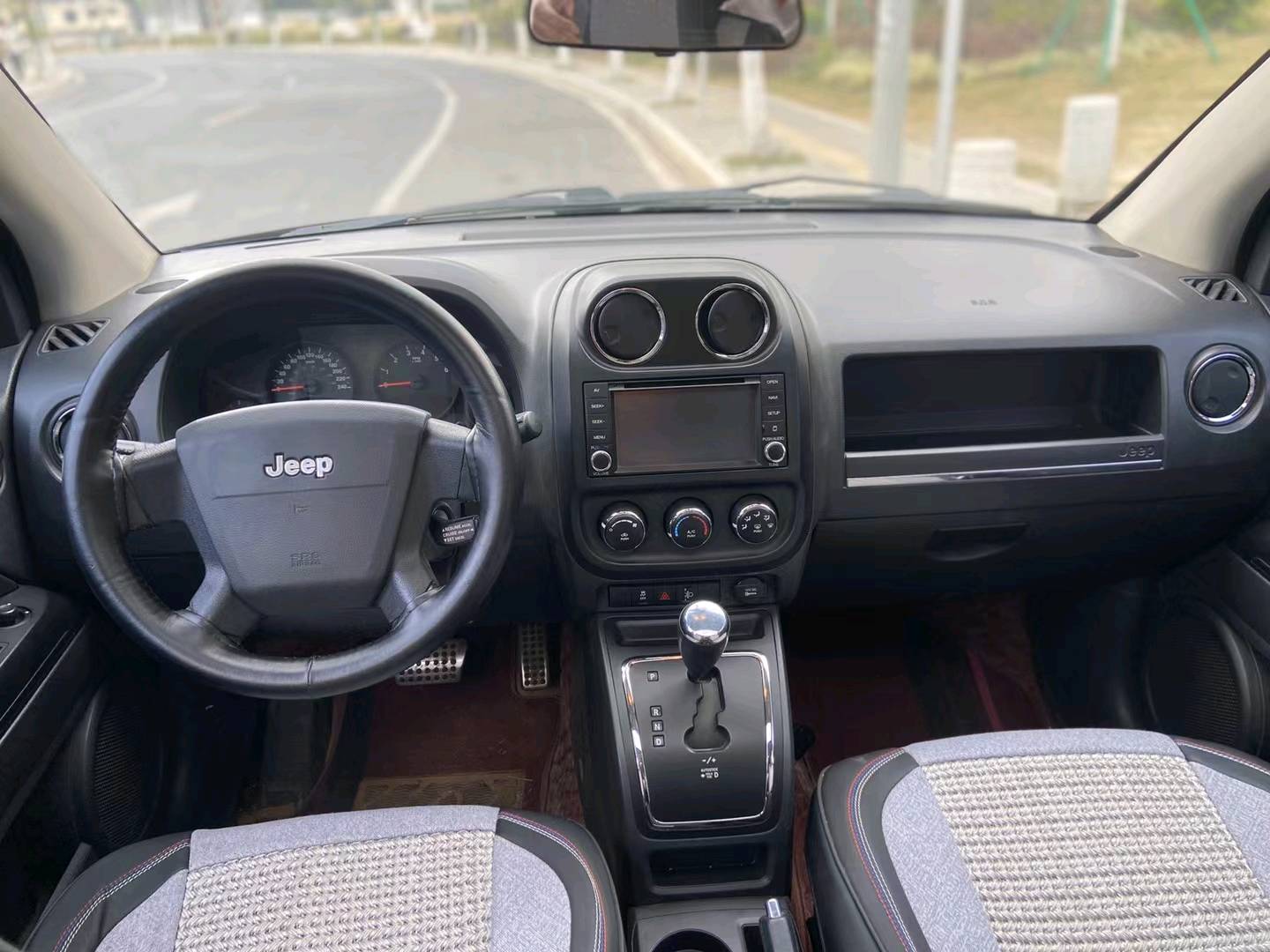 广州10年Jeep指南者8