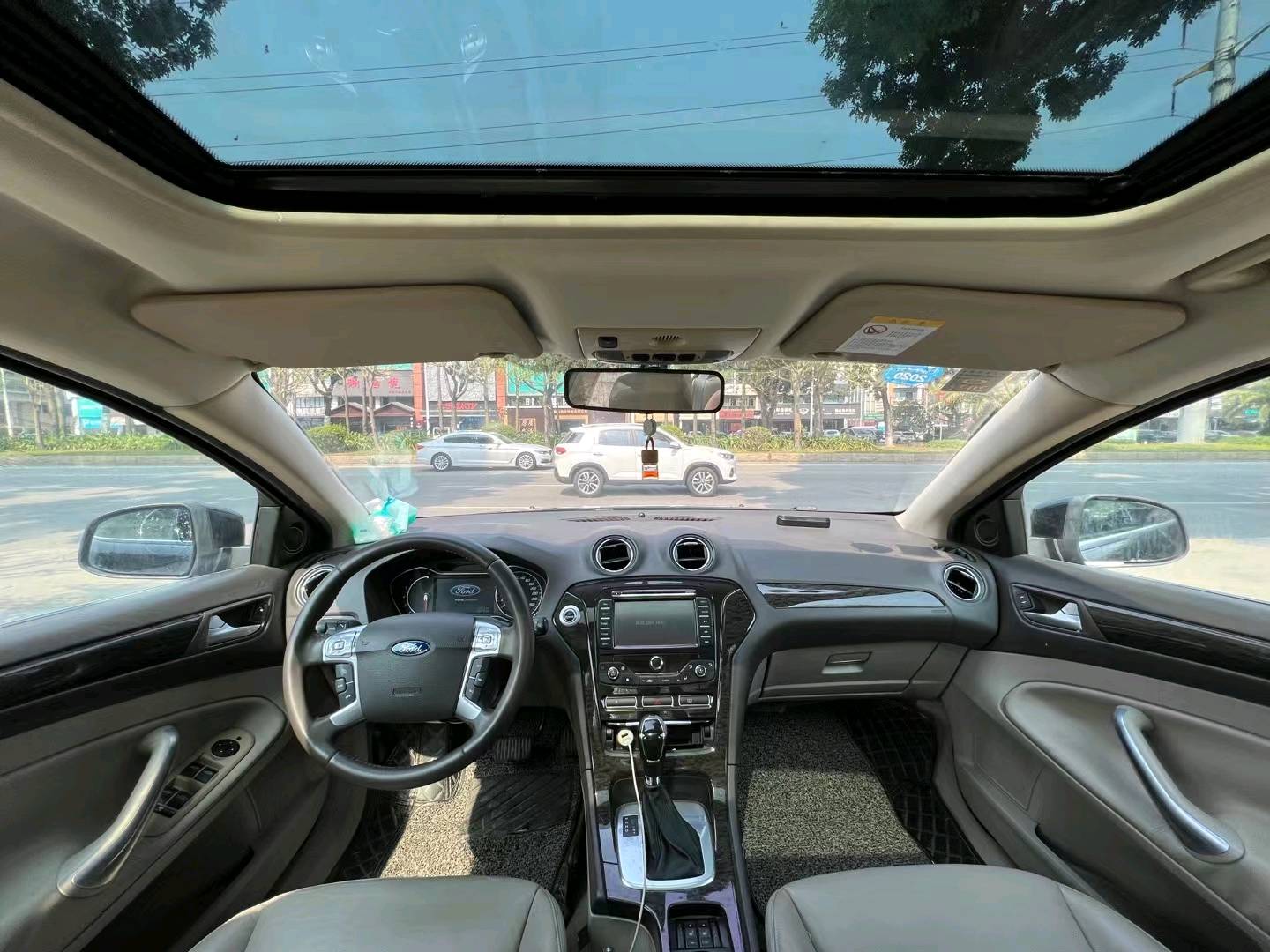 东莞13年福特蒙迪欧-致胜7