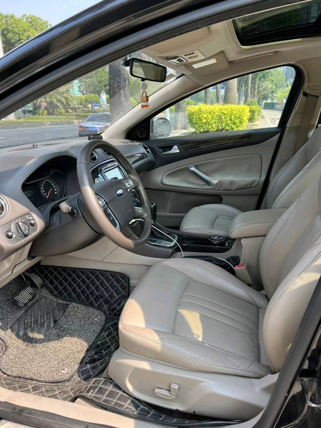 东莞13年福特蒙迪欧-致胜5