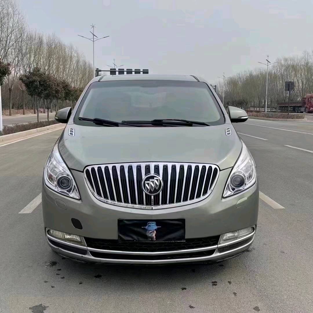 青岛12年别克GL81