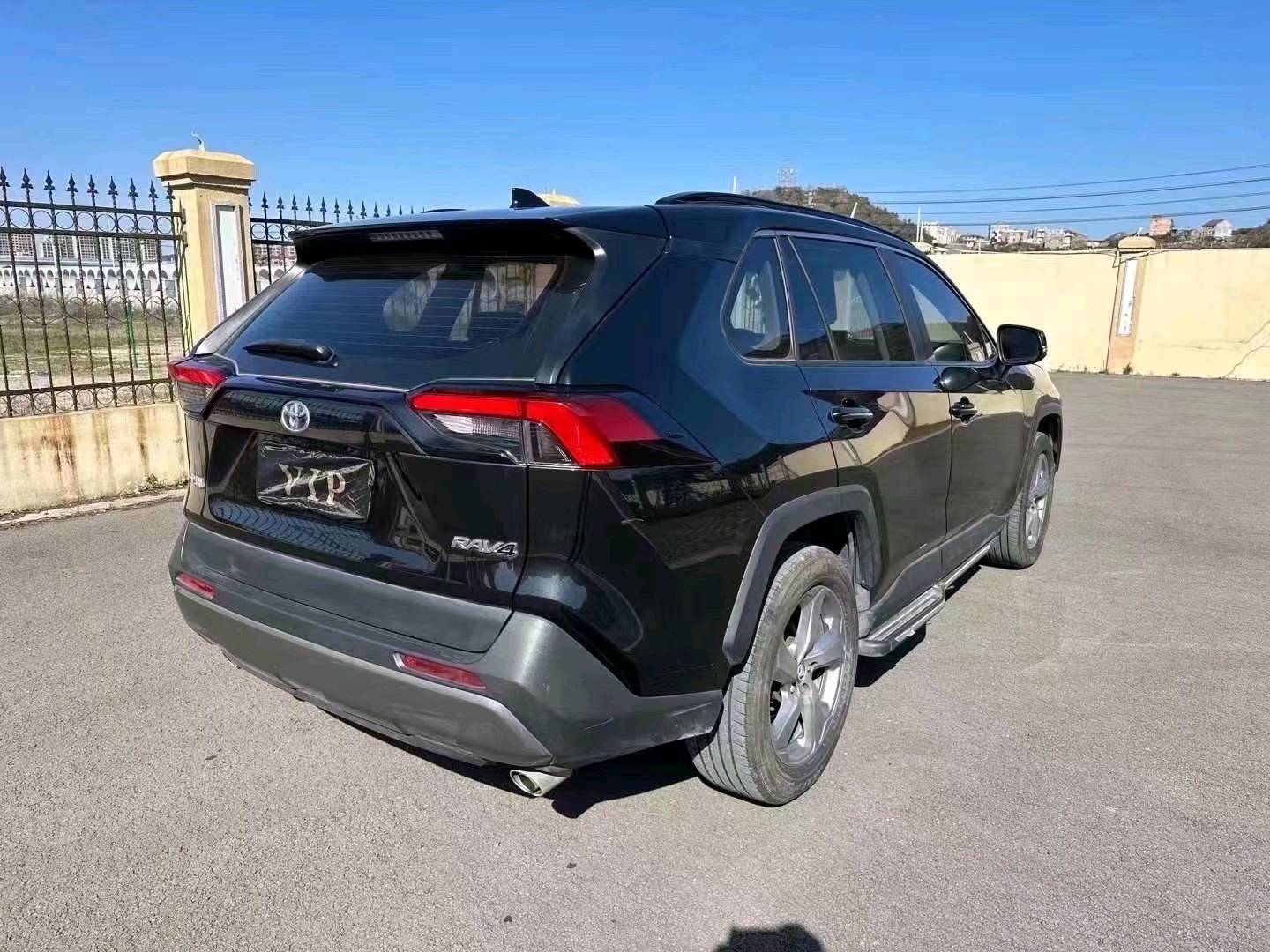 嘉兴22年丰田RAV4荣放4
