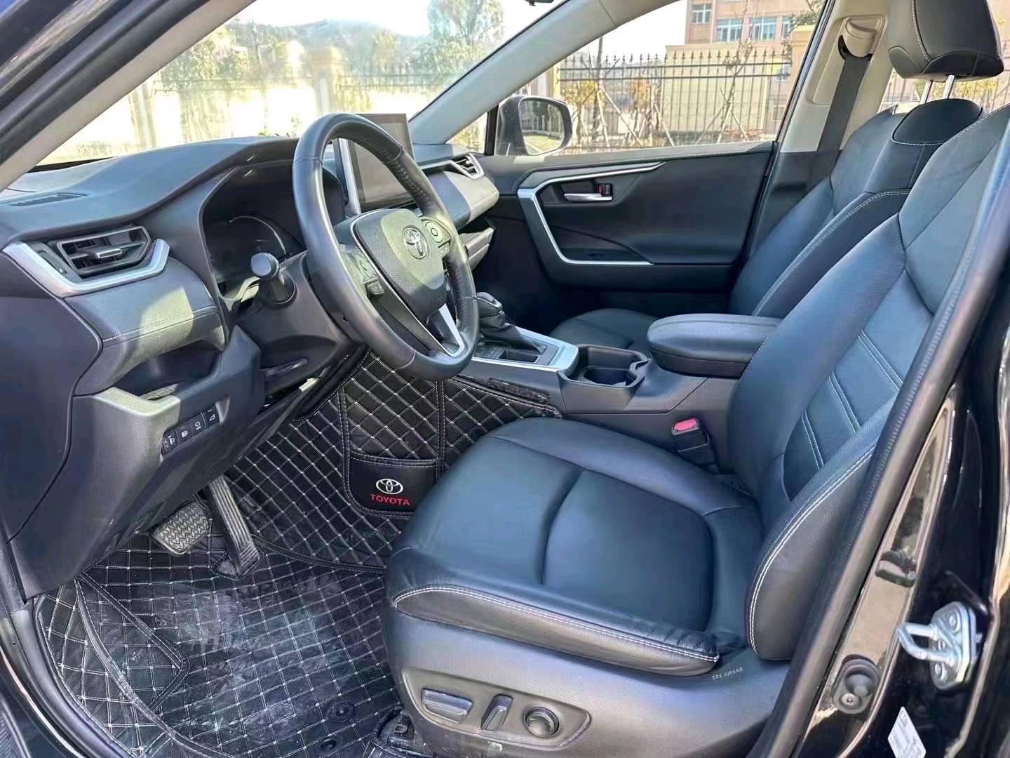 嘉兴22年丰田RAV4荣放9