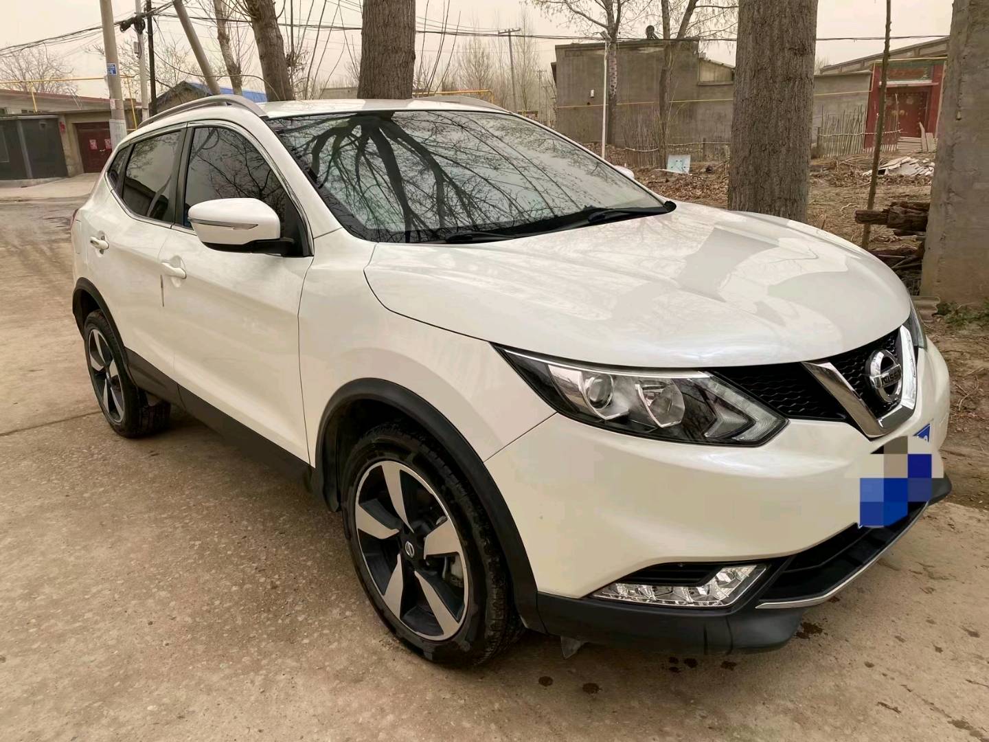 保定18年日产逍客2