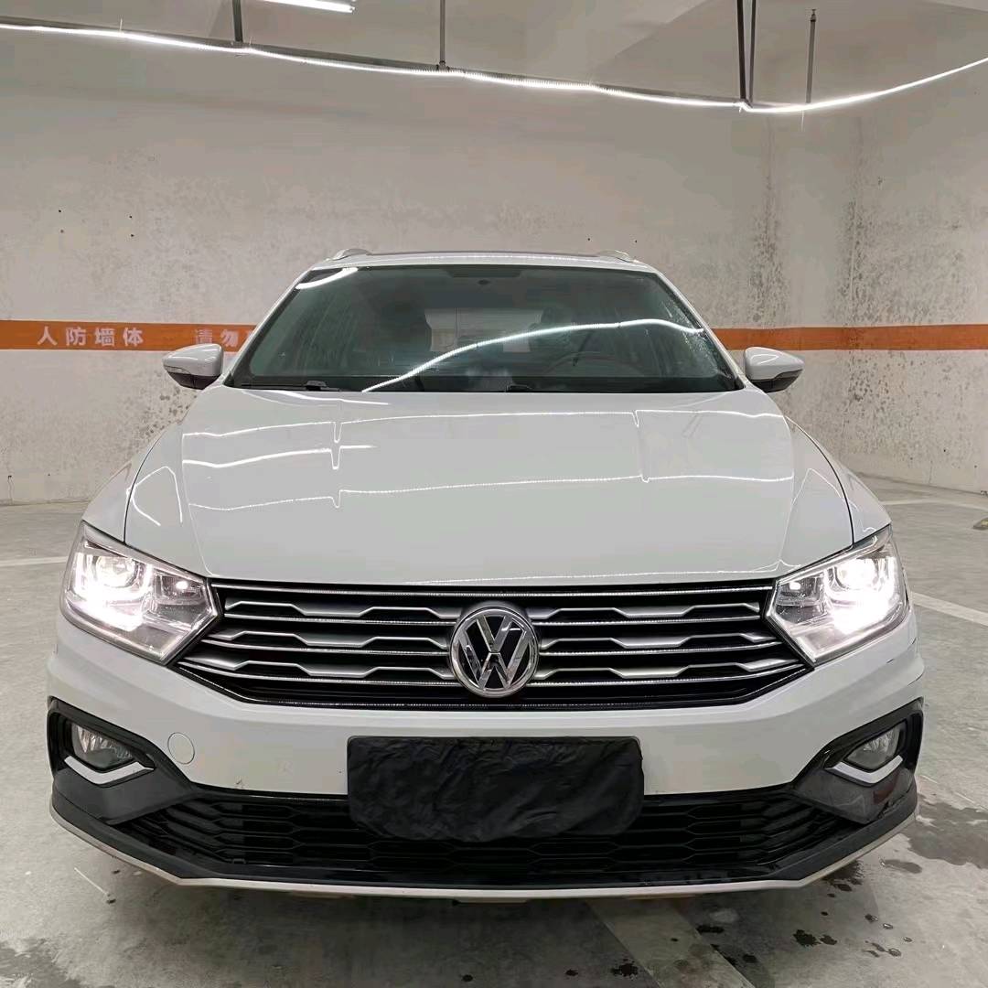 成都17年大众蔚领1