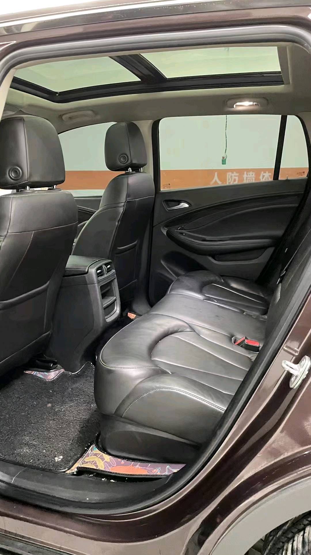 成都19年别克昂科威7