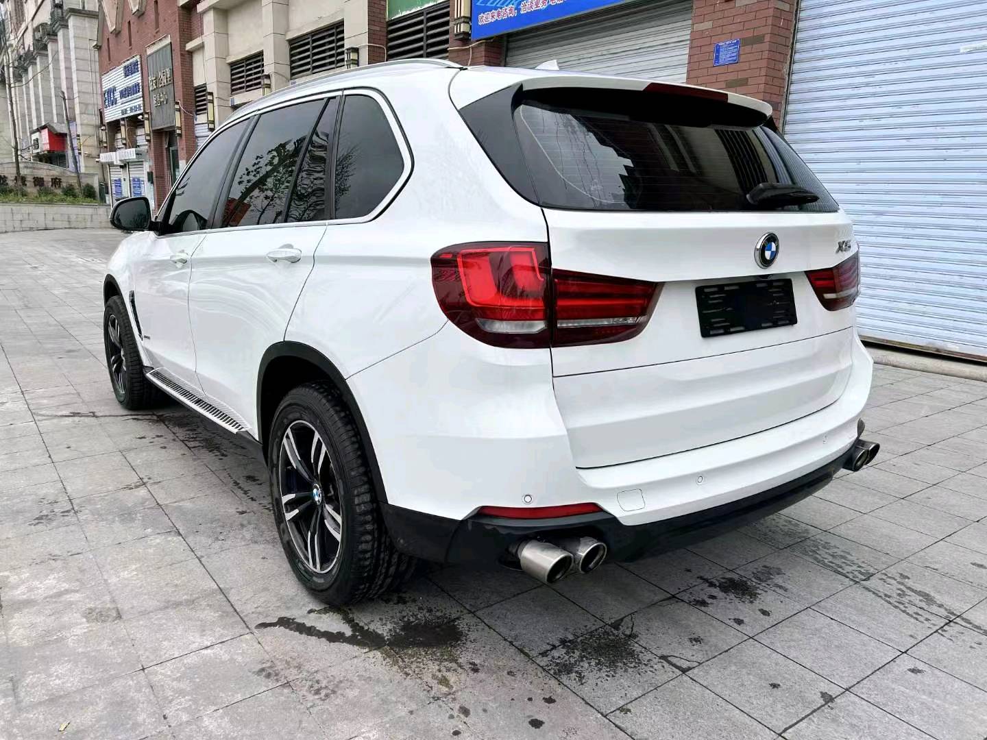 重庆20年宝马X55