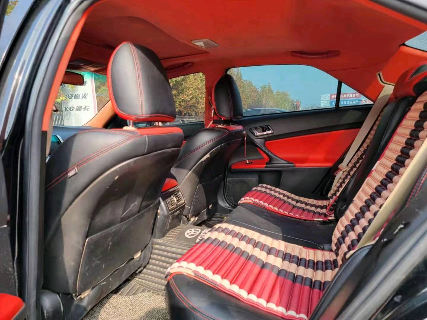 济南13年丰田锐志4