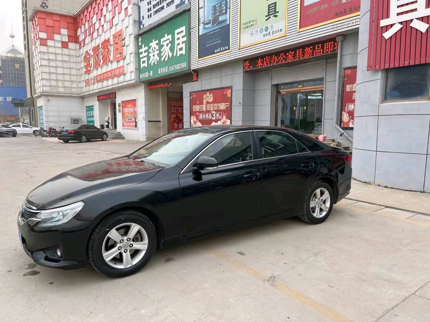 济南14年丰田锐志2