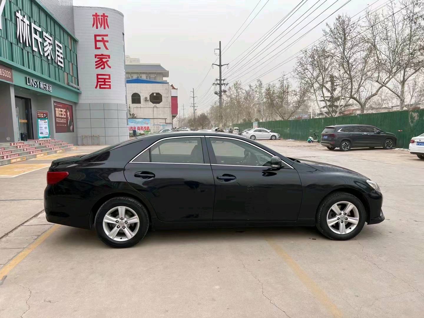 济南14年丰田锐志4