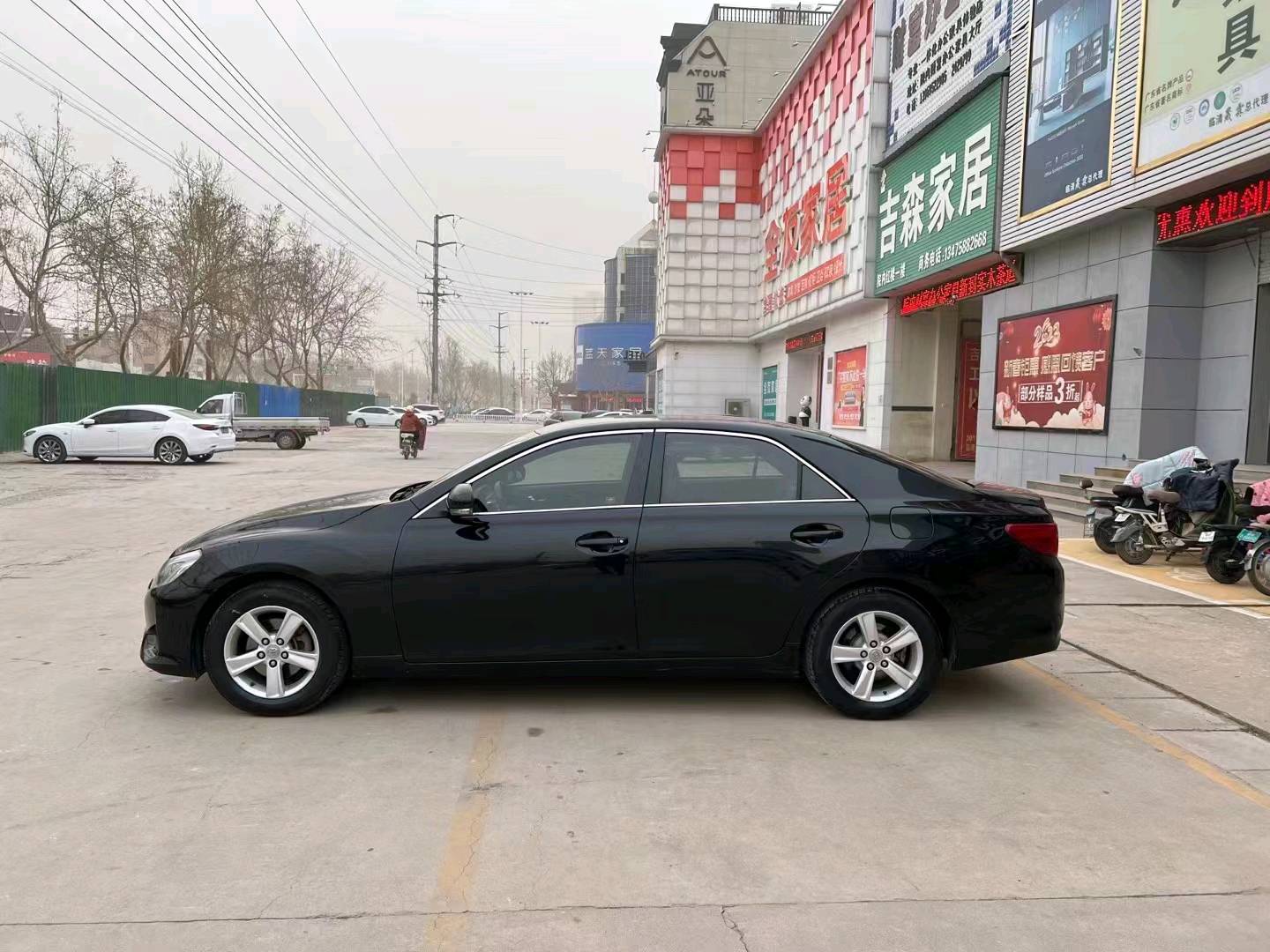 济南14年丰田锐志5