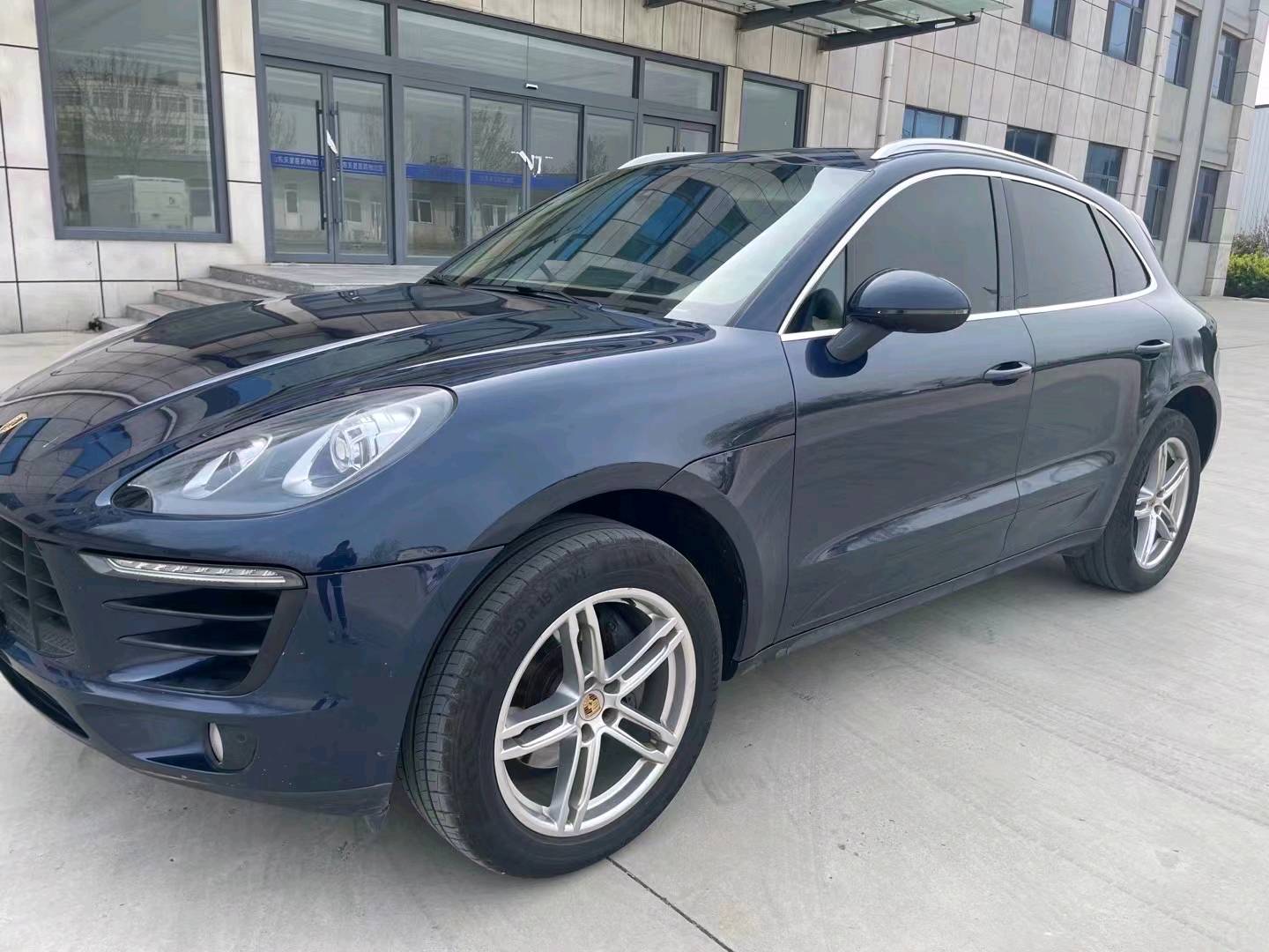 枣庄14年保时捷Macan2