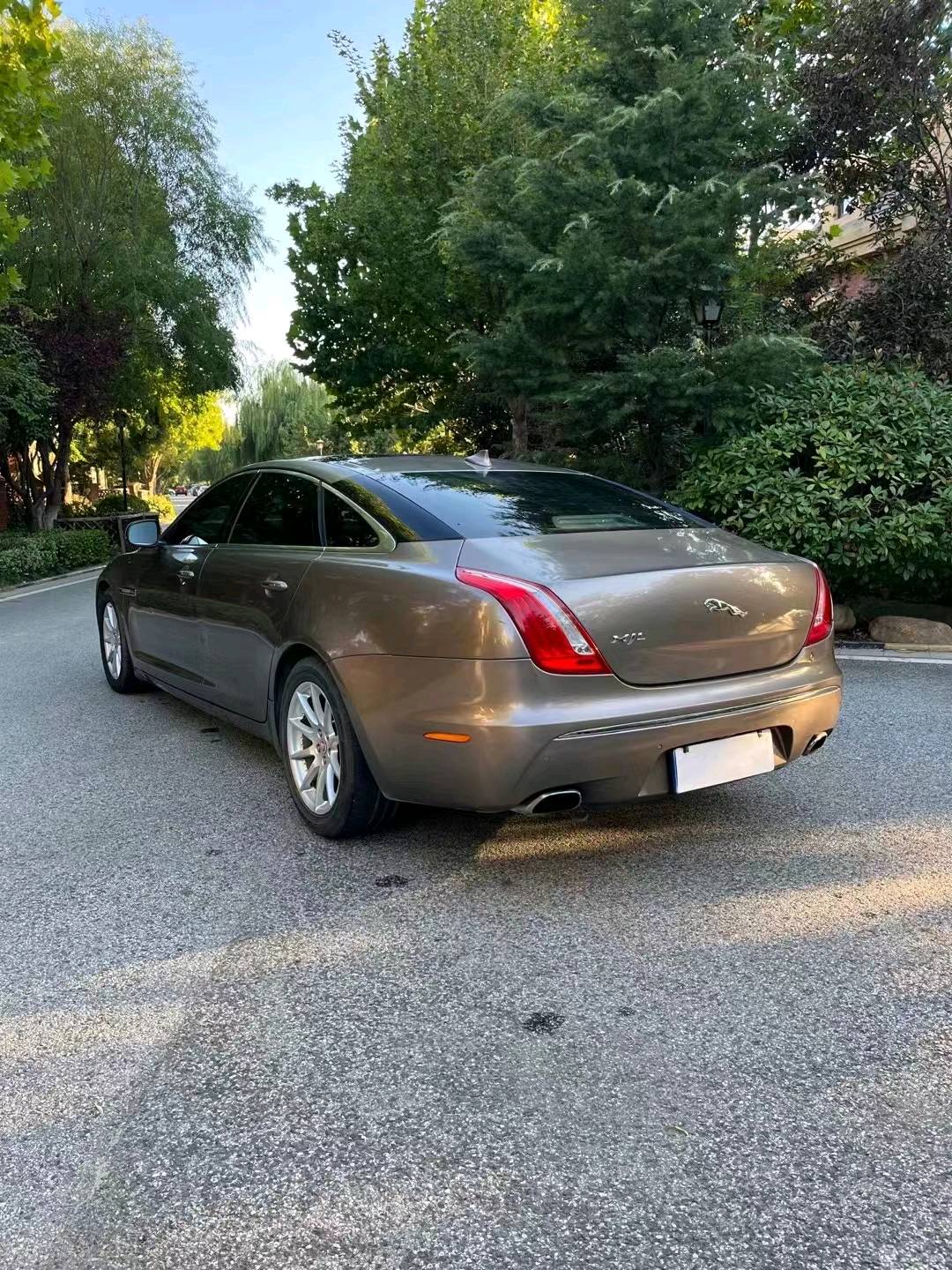 青岛16年捷豹XJ8