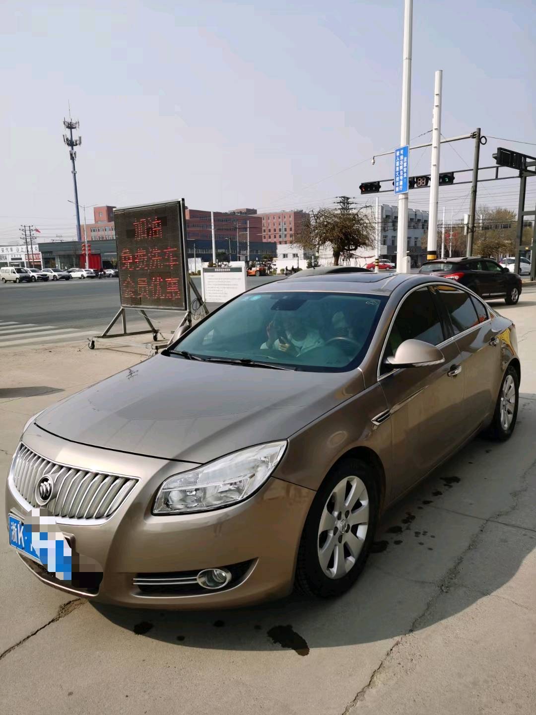 石家庄11年别克君越3