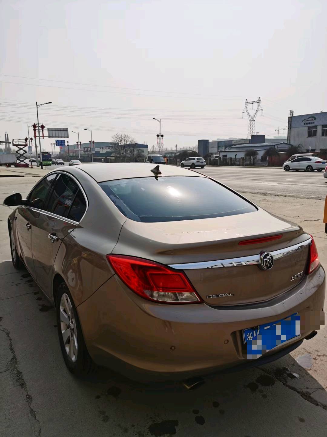 石家庄11年别克君越5