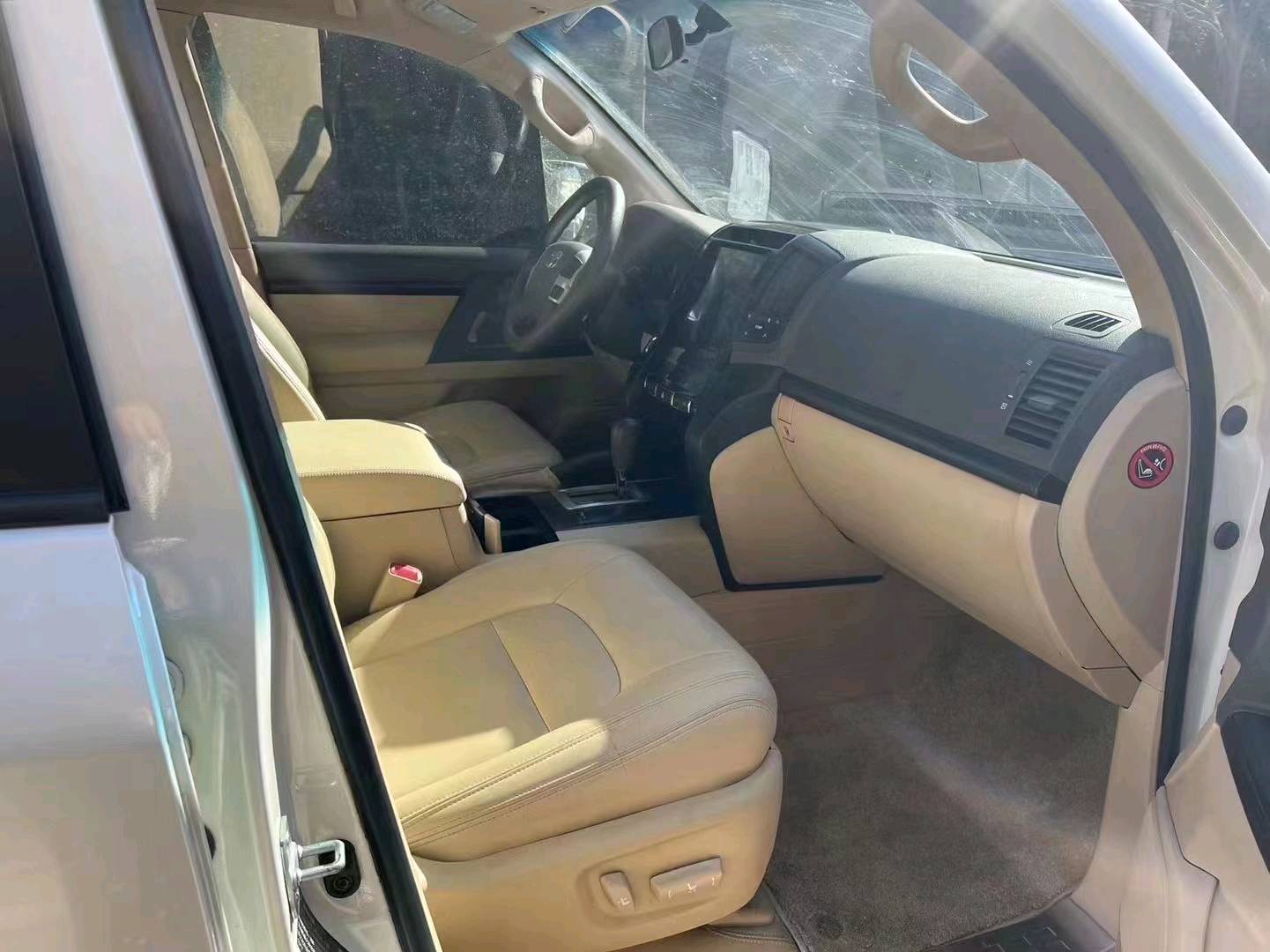 济南16年丰田兰德酷路泽7