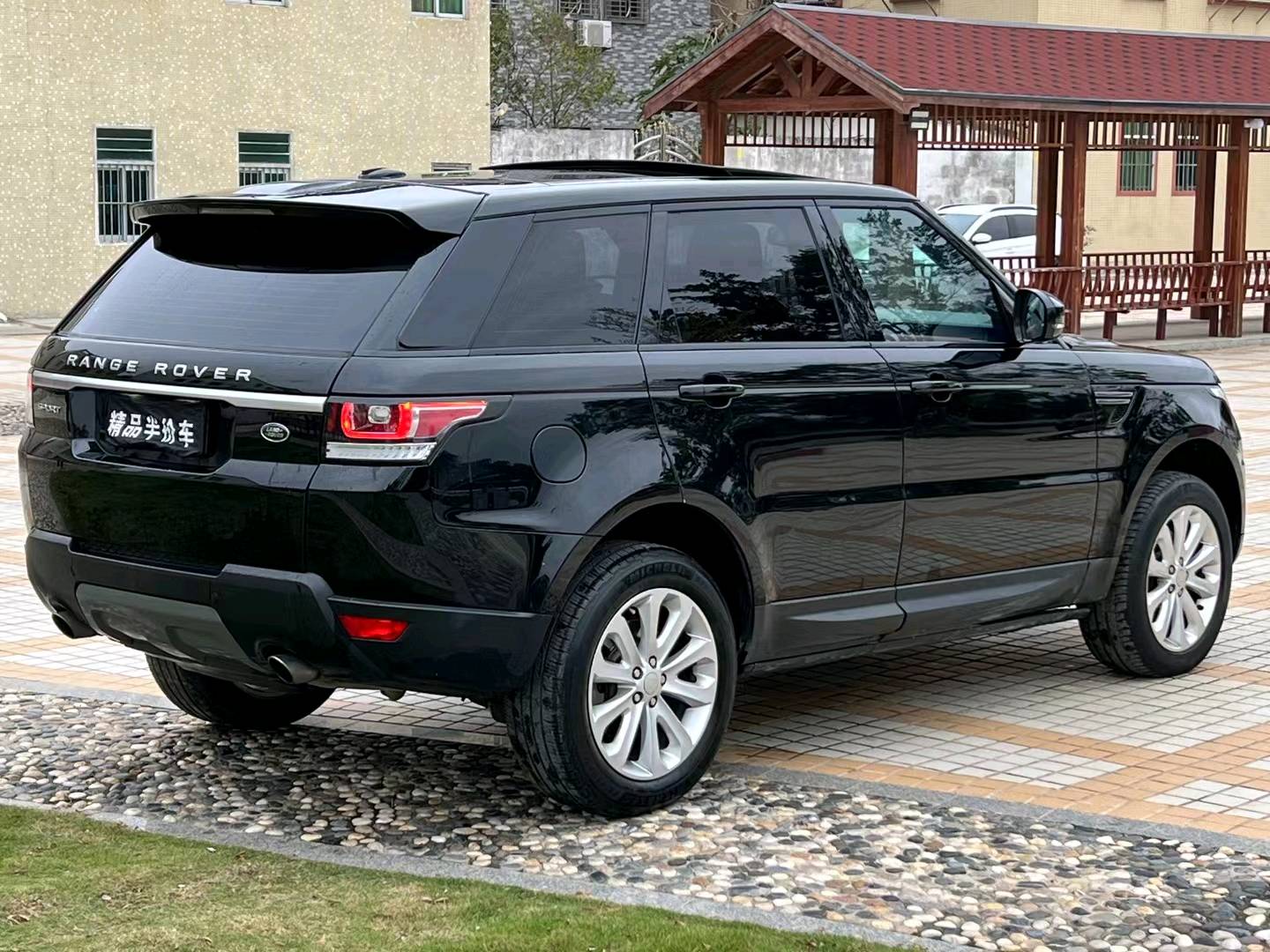 汕头16年路虎揽胜运动7