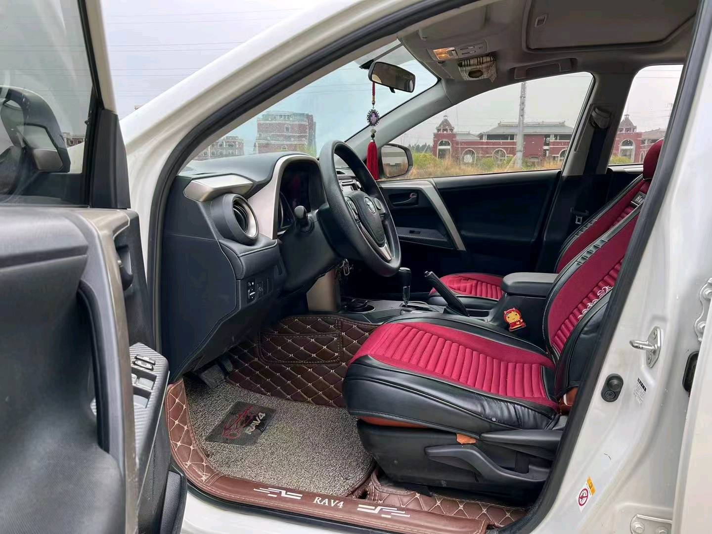 宜昌15年丰田RAV45