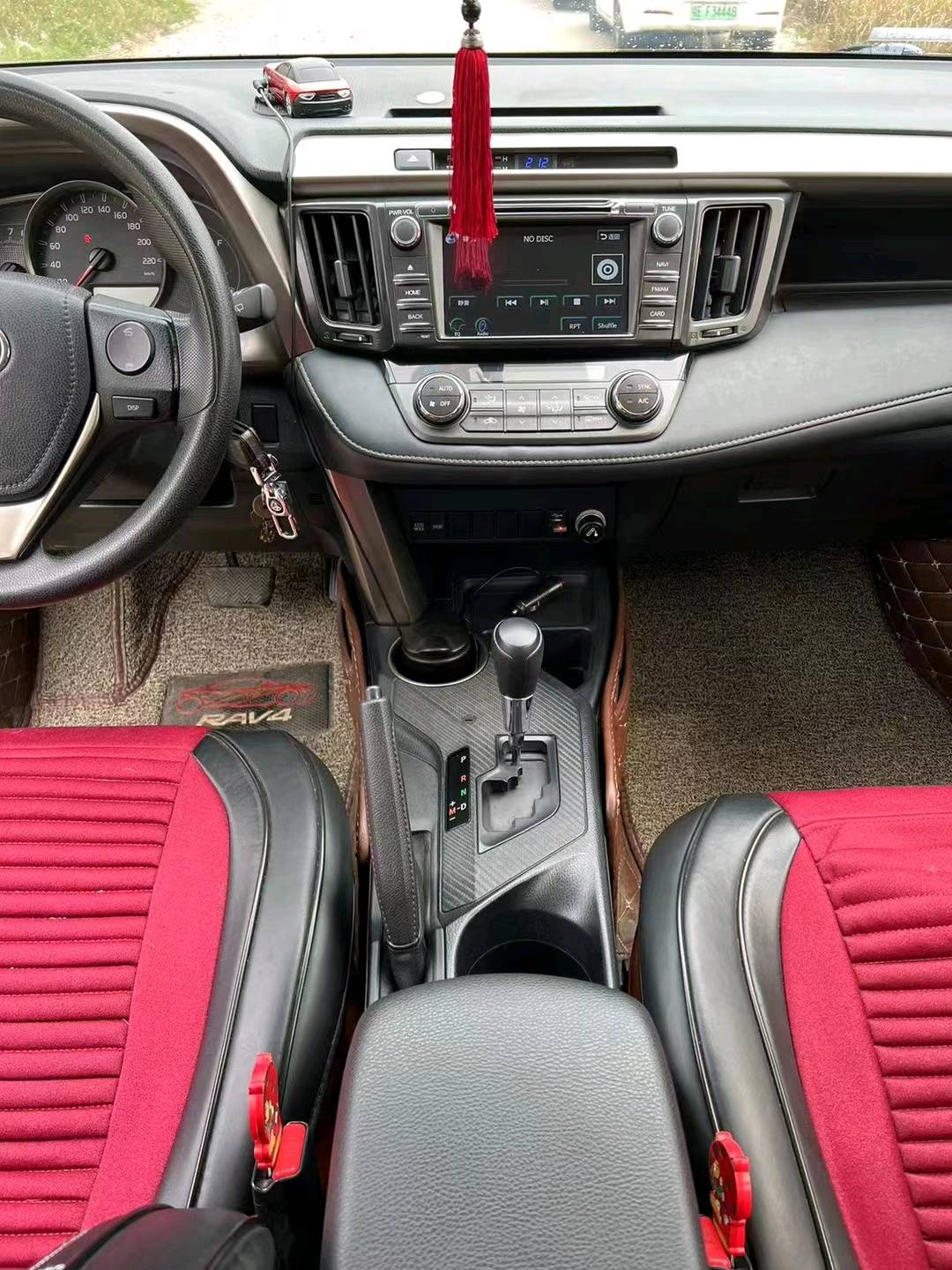 宜昌15年丰田RAV49