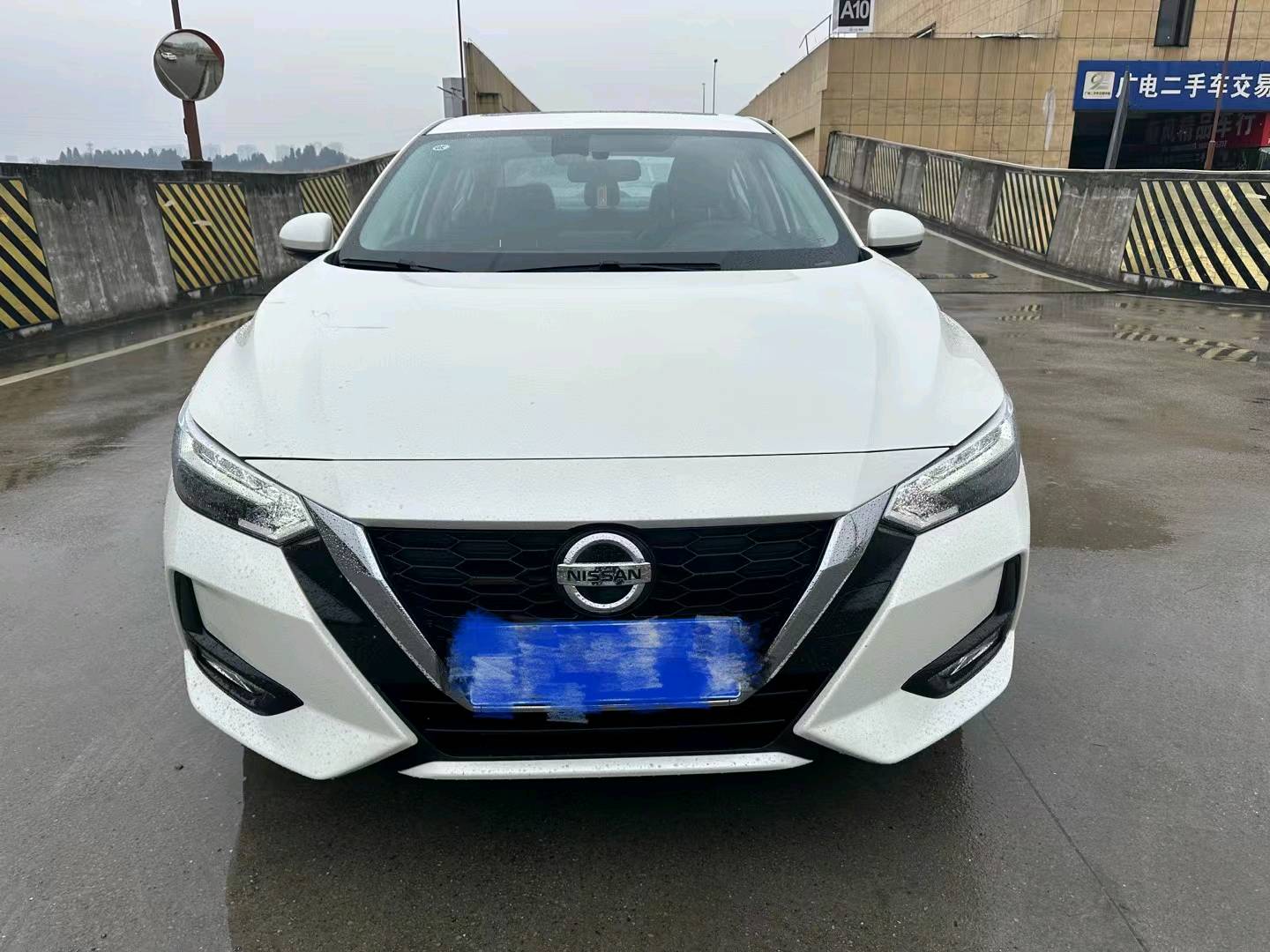 宜昌22年日产轩逸1