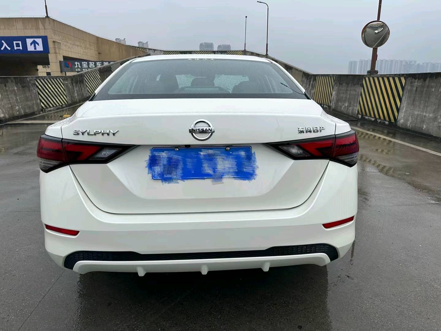 宜昌22年日产轩逸3