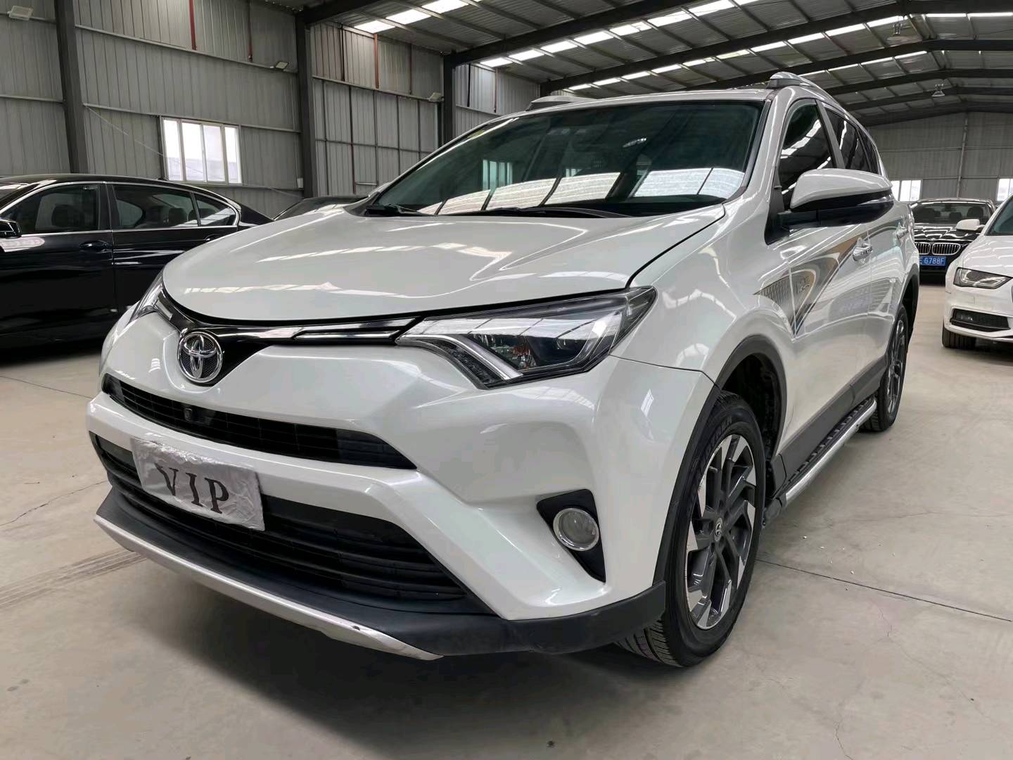 济南16年丰田RAV4荣放3